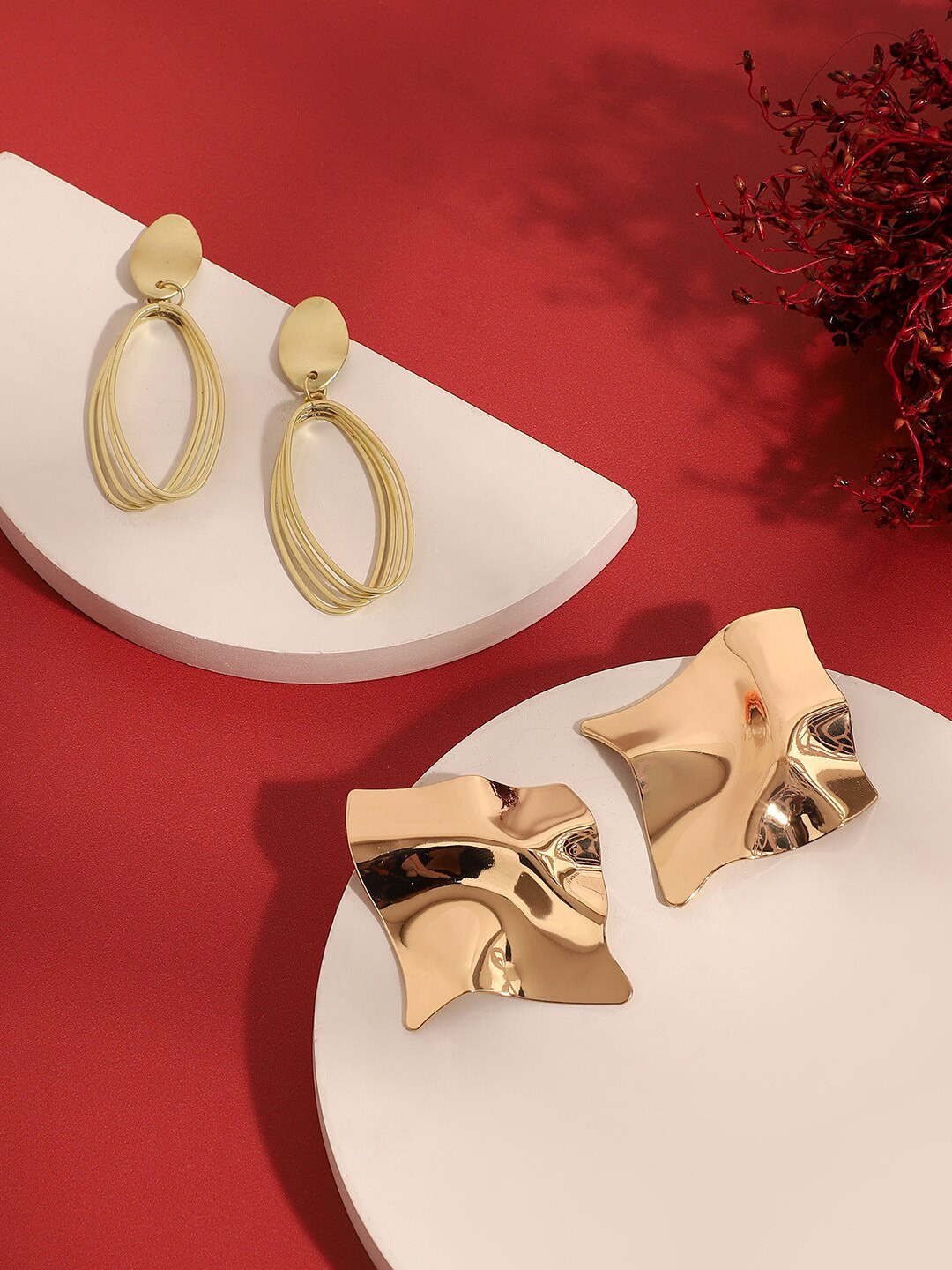 SOHI 2Pcs Gold-Plated Contemporary Drop & Studs Earrings
