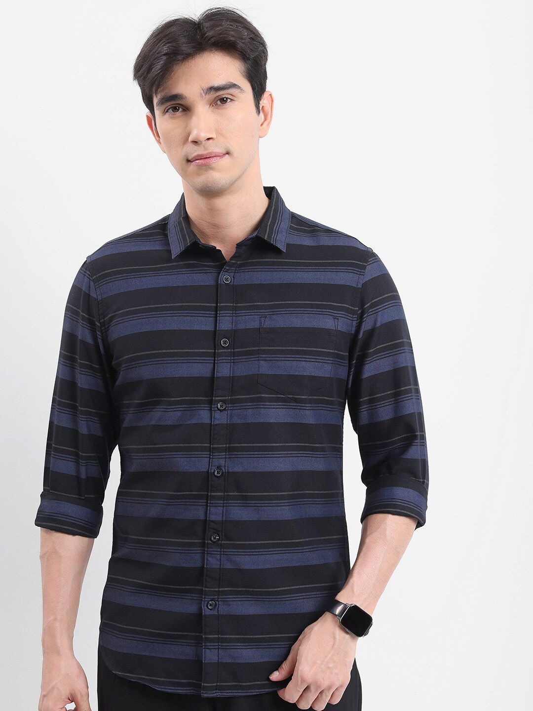 HIGHLANDER Black & Blue Horizontal Stripes Slim Fit Casual Shirt