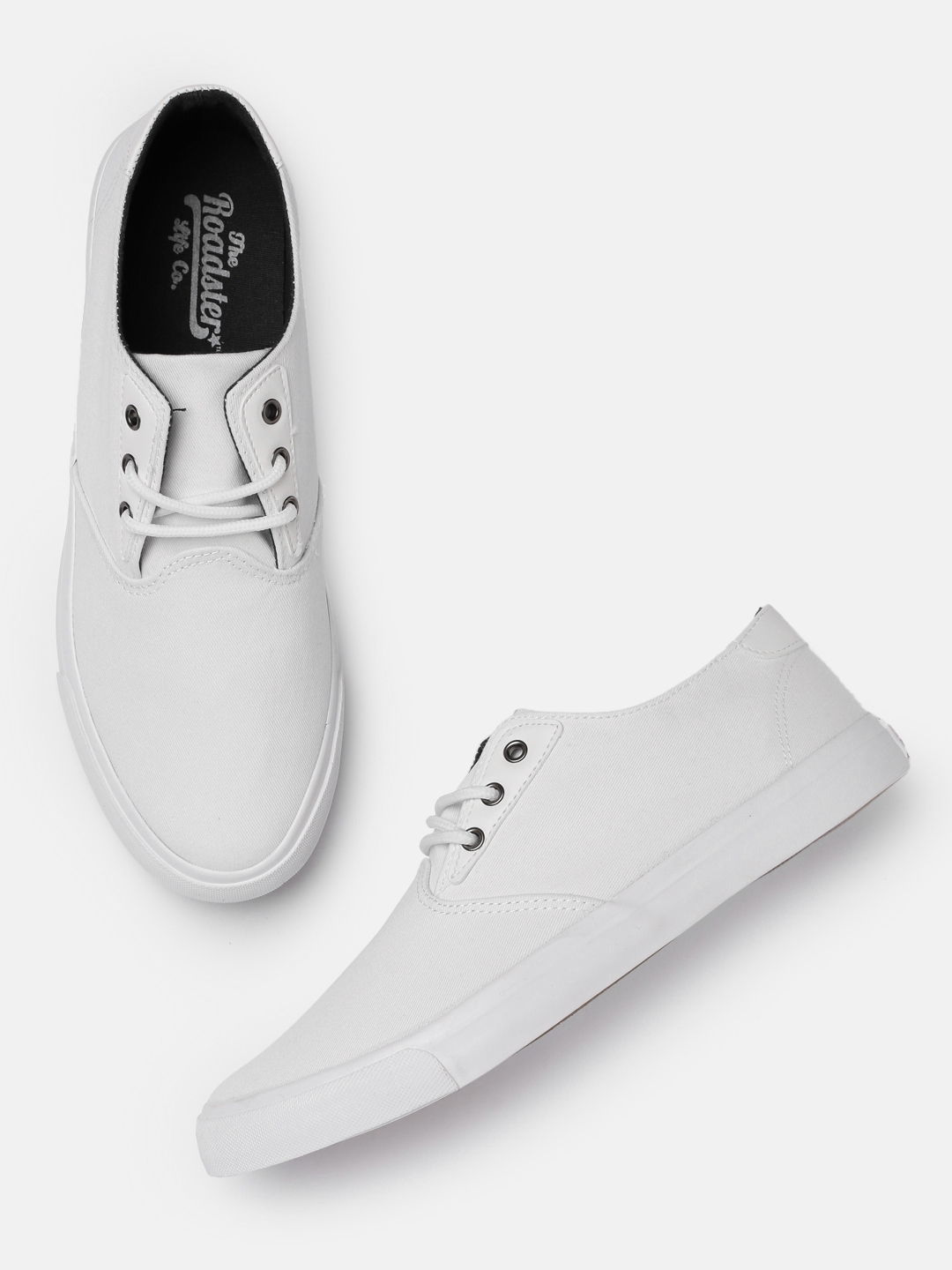 roadster men white sneakers