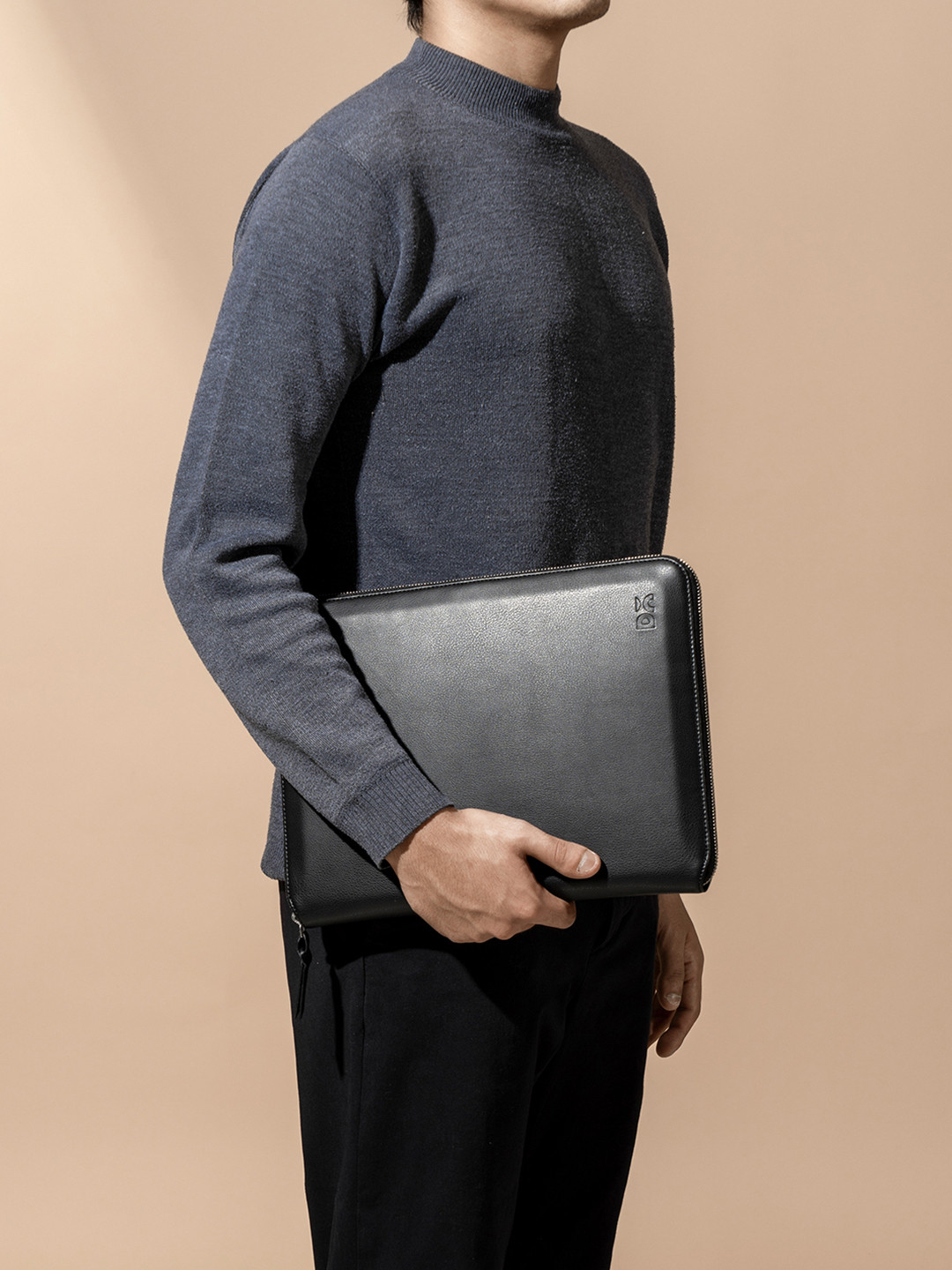 DailyObjects Vegan Leather Laptop Sleeve