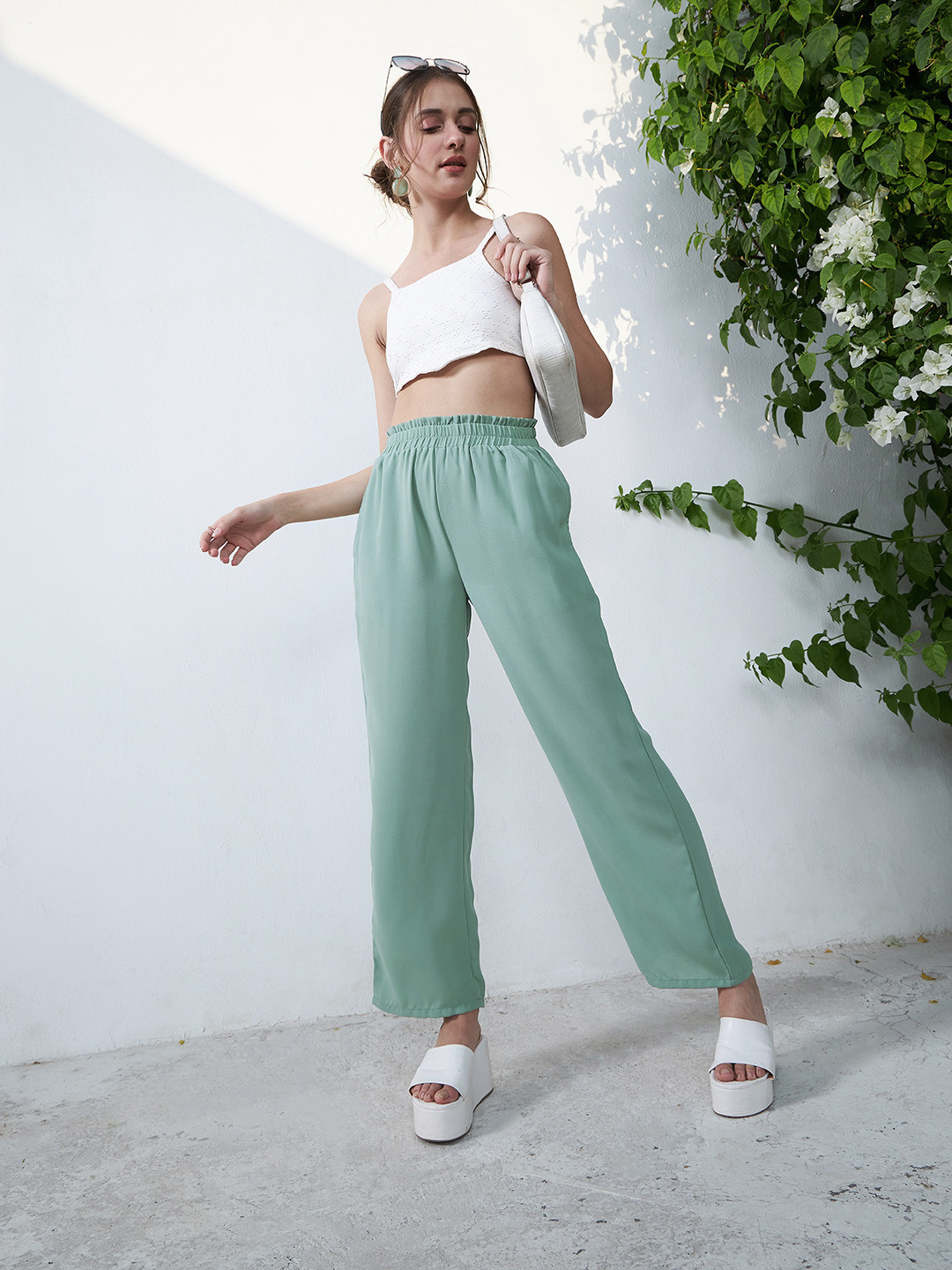 Berrylush Women Relaxed Straight Leg High-Rise Plain Loose Fit Trousers