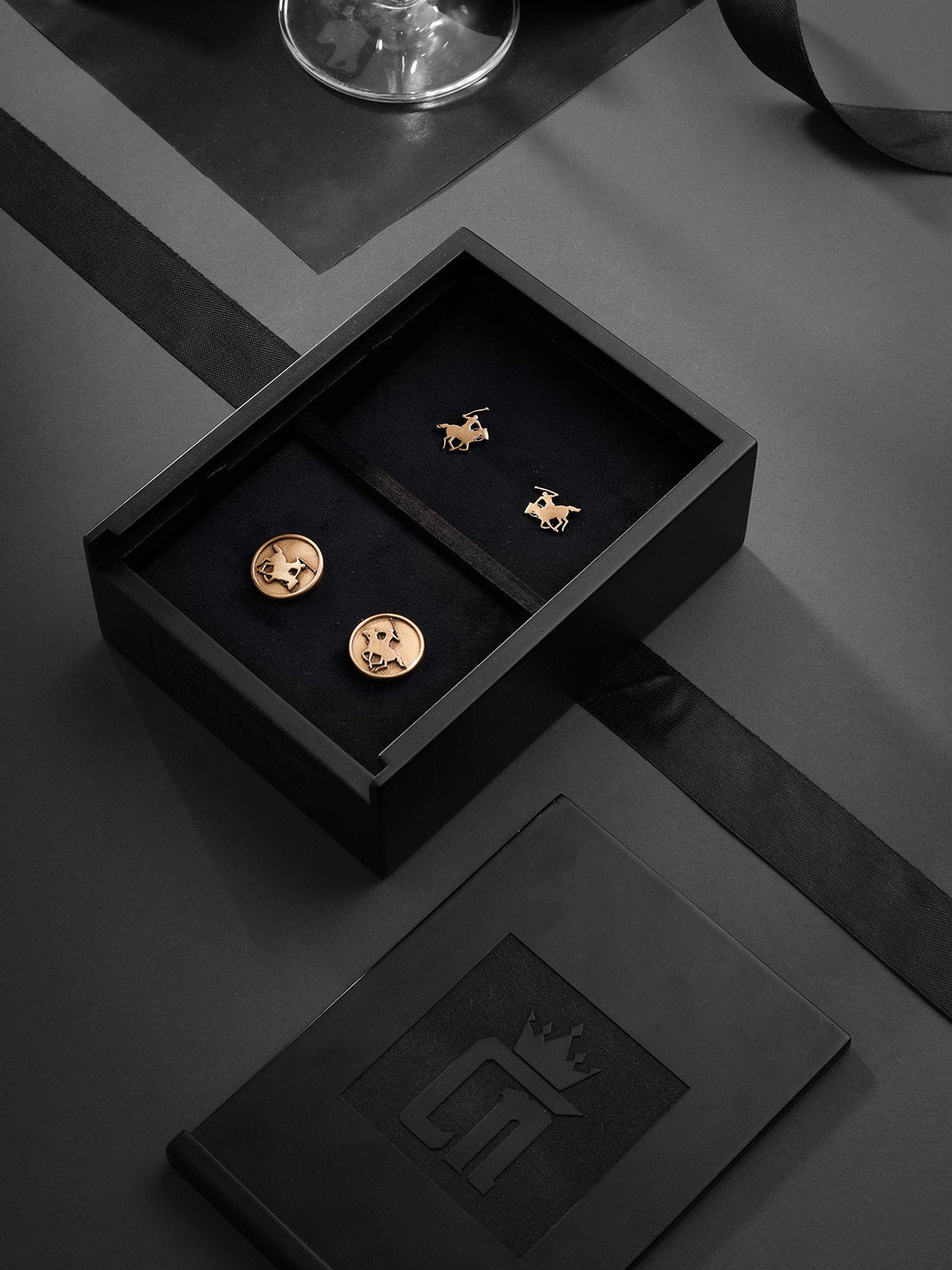 COSA NOSTRAA Men Set Of 2 The Warrior Collar Tips Gift Set