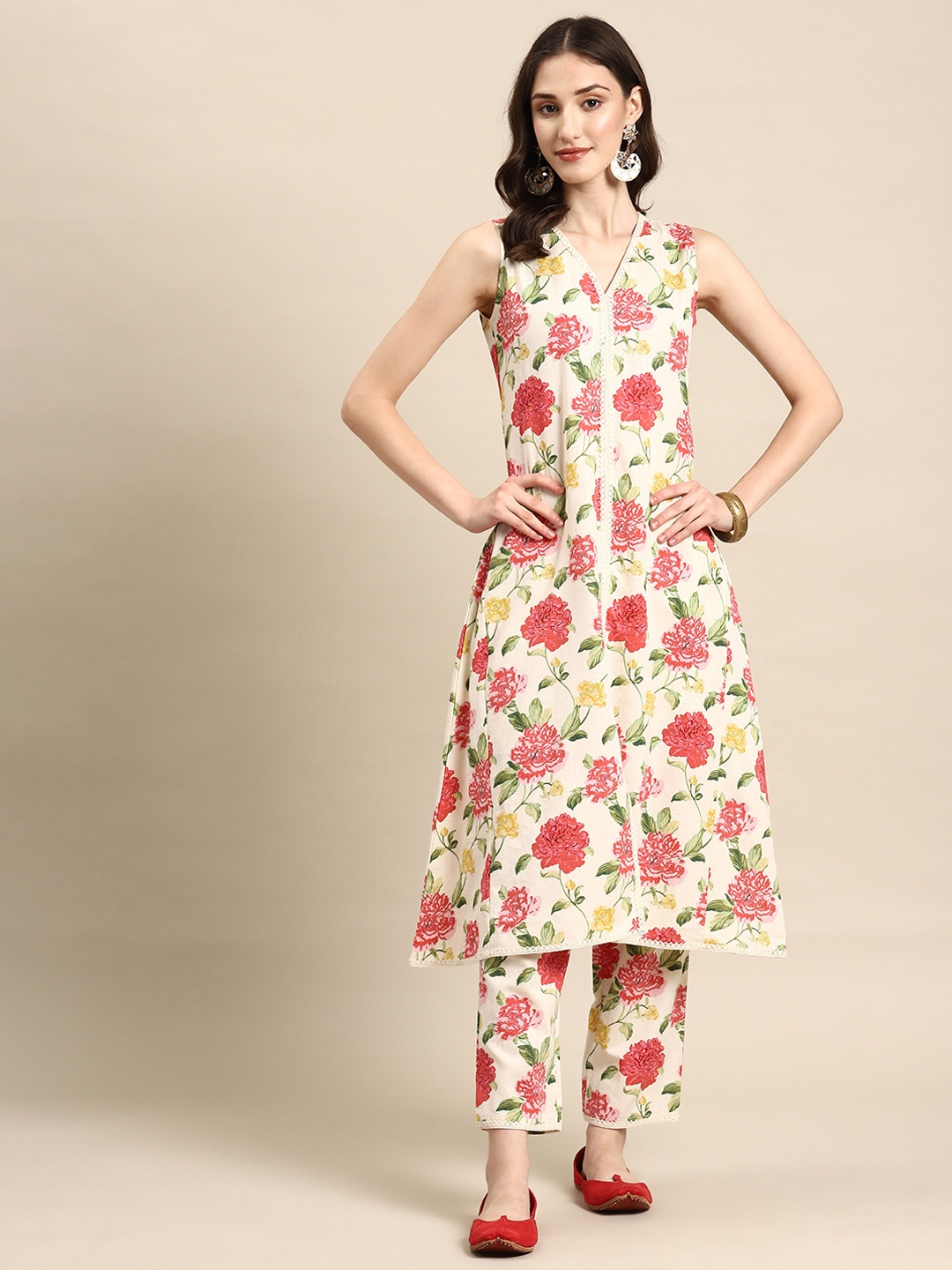Anayna Women Floral Printed Regular Kurta With Trousers - Kurta Sets for Women 22858208 | Myntra