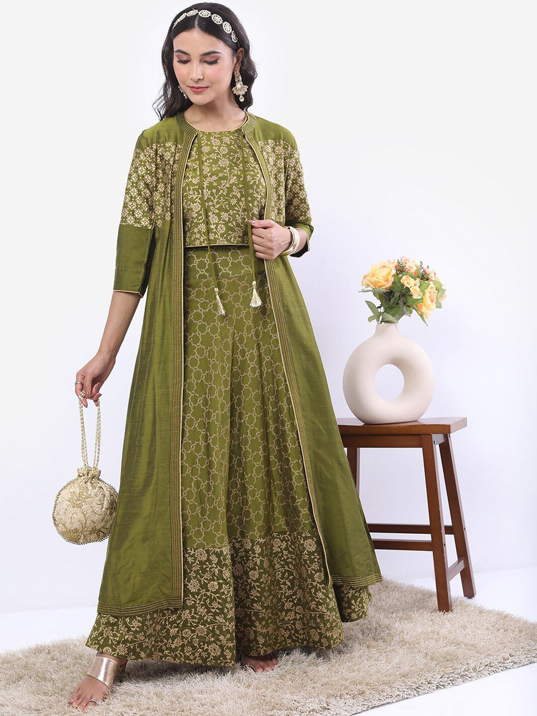 Vishudh Women Olive Green Printed Crop Top With Skirt And Jacket