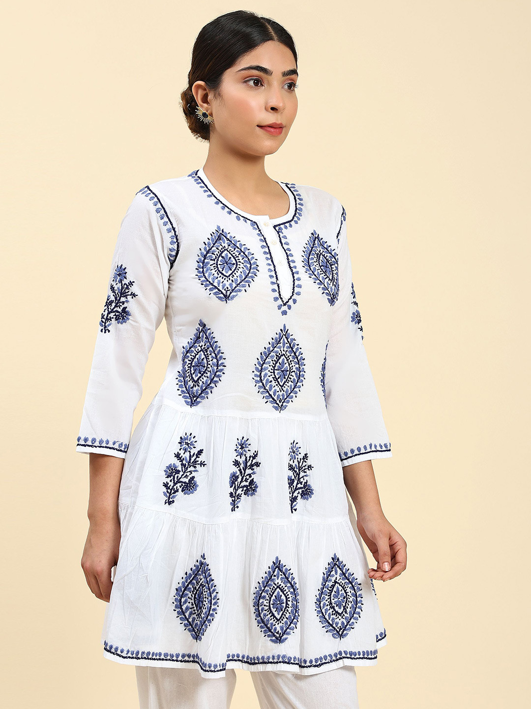 HOUSE OF KARI Ethnic Motifs Embroidered Kurti