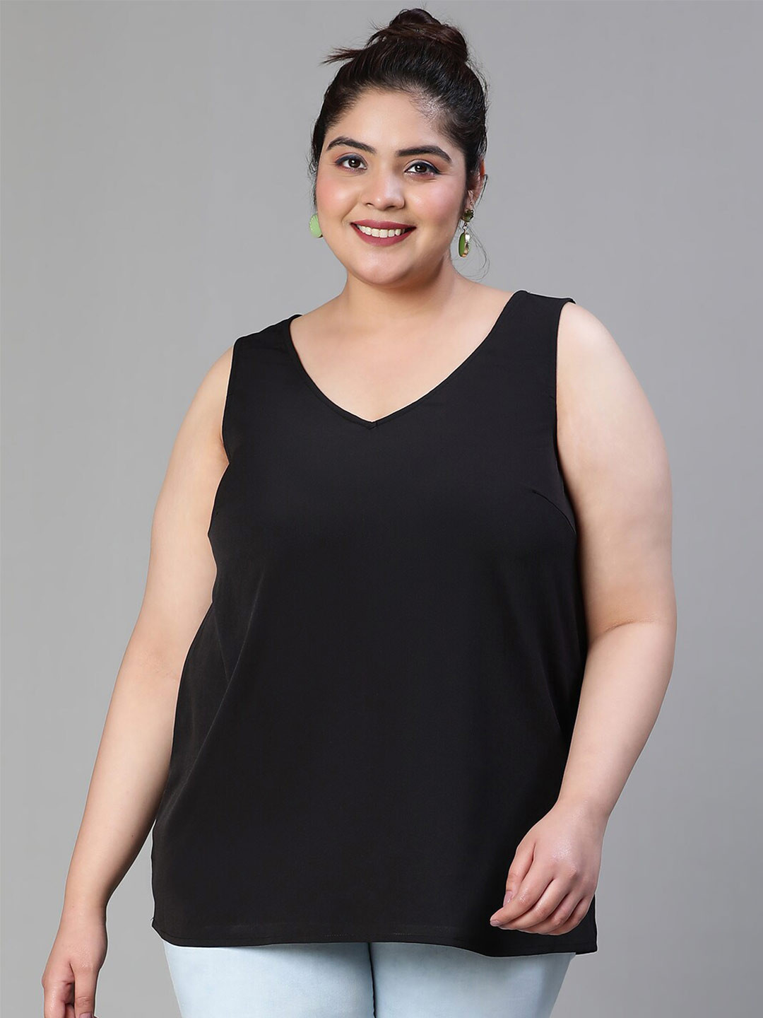 Oxolloxo Plus Size Sleeveless Crepe Top