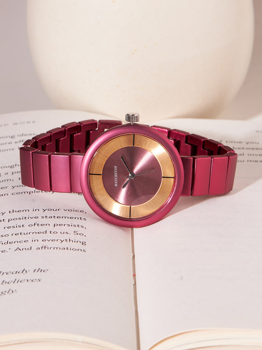 WATCHSTAR Women Round Dial & Bracelet Style Straps Analogue Watch - Mate bit