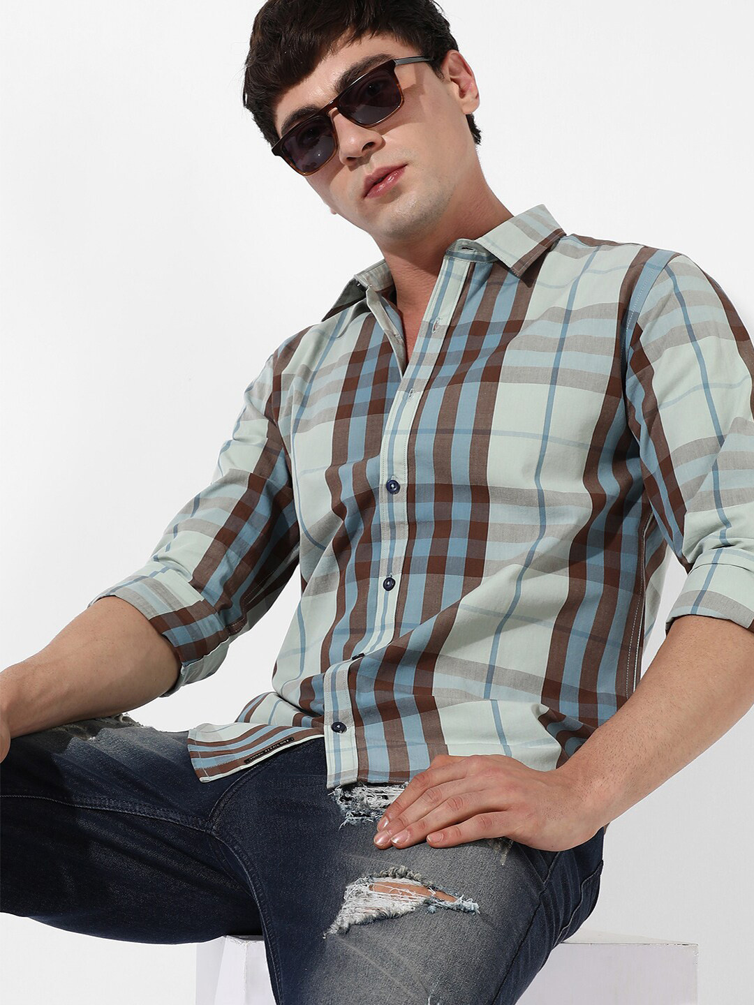 Campus Sutra Classic Sage Green Tartan Checks Cotton Casual Shirt