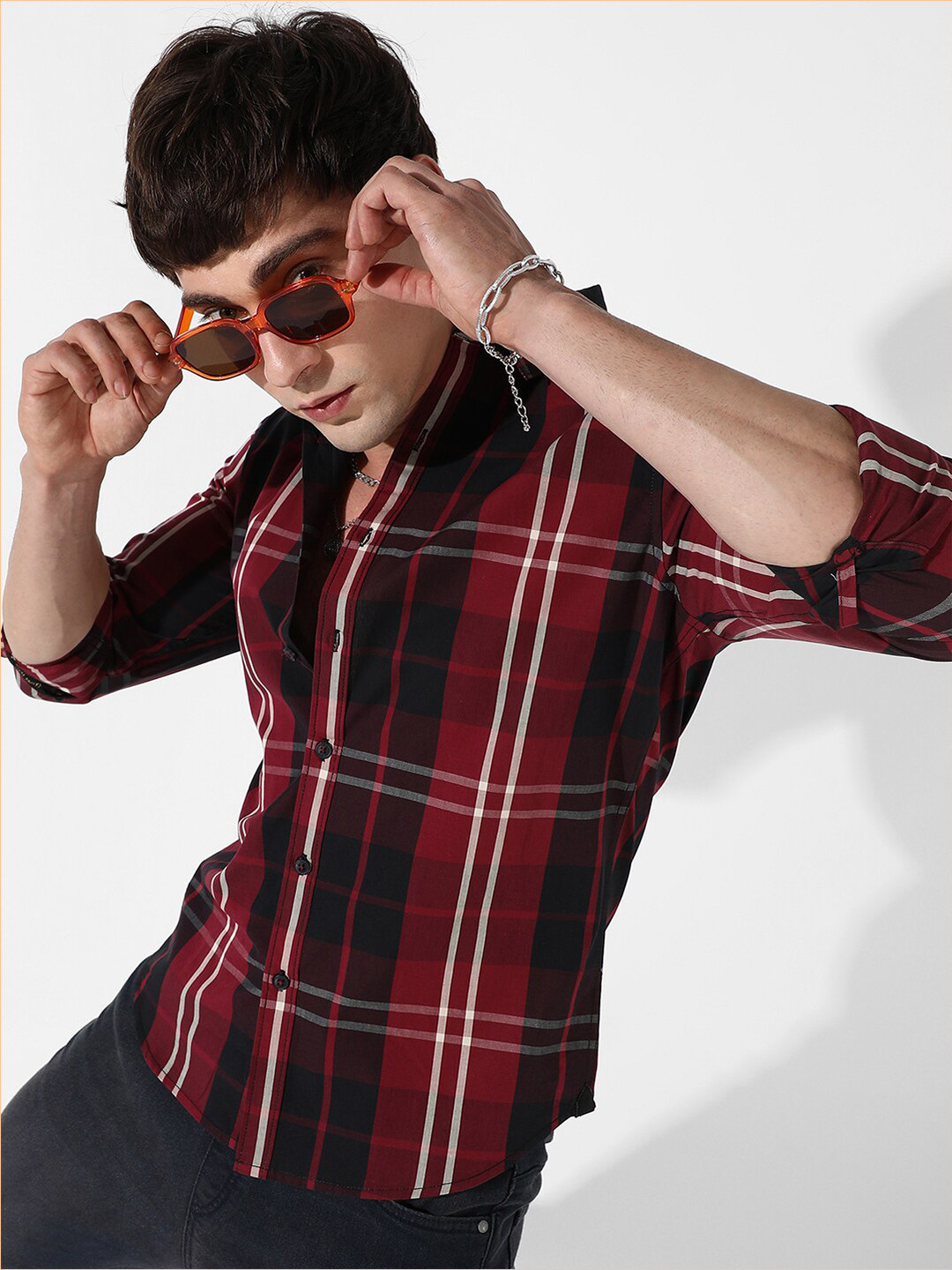 Campus Sutra Red & Black Tartan Checked Cotton Slim Fit Shirt