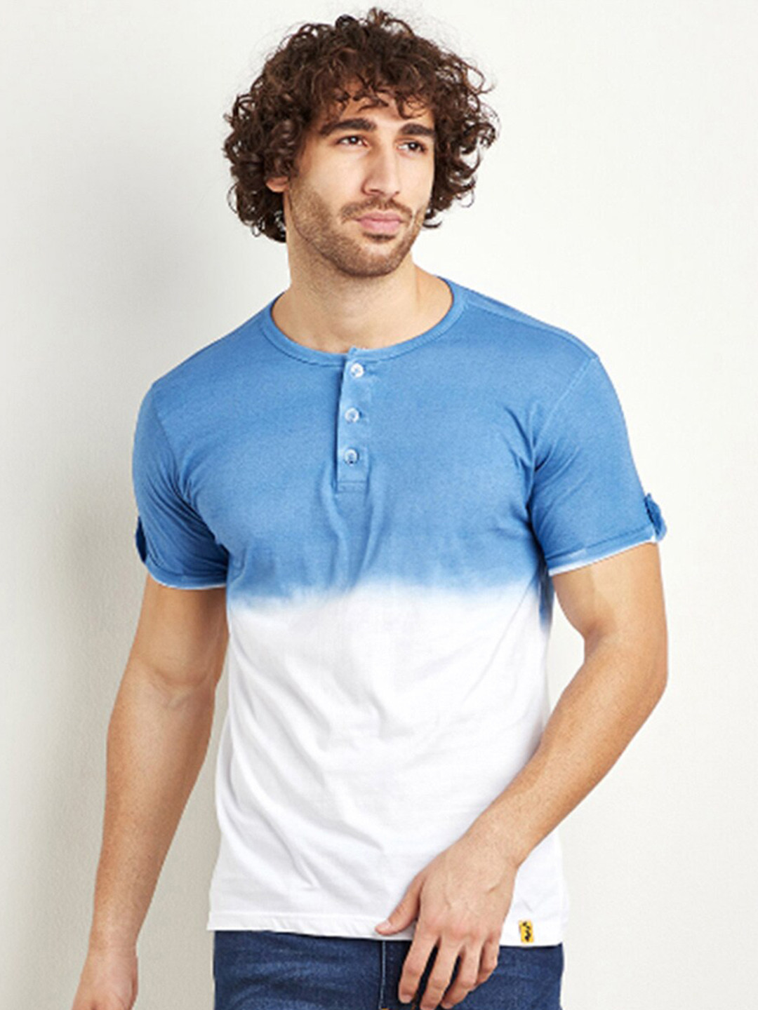 Campus Sutra White & Blue Tie & Dye Henley Neck Cotton T-shirt