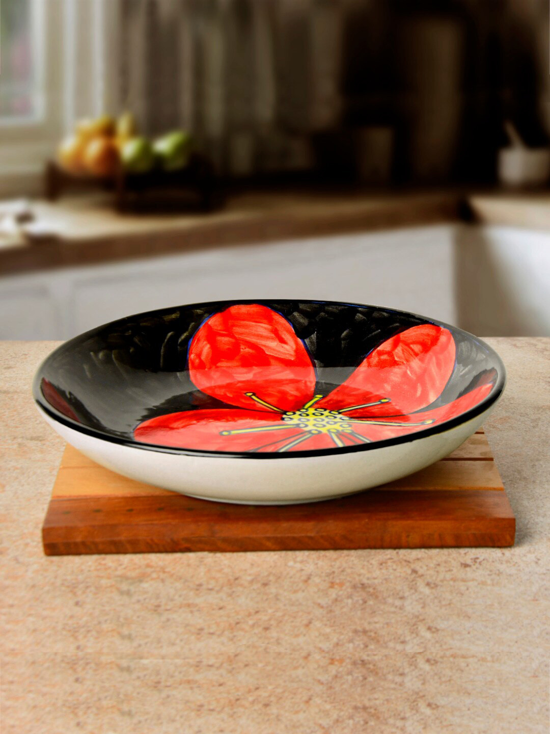 StyleMyWay Red & Black Chic and Sleek Ceramic Shallow Serving Bowl