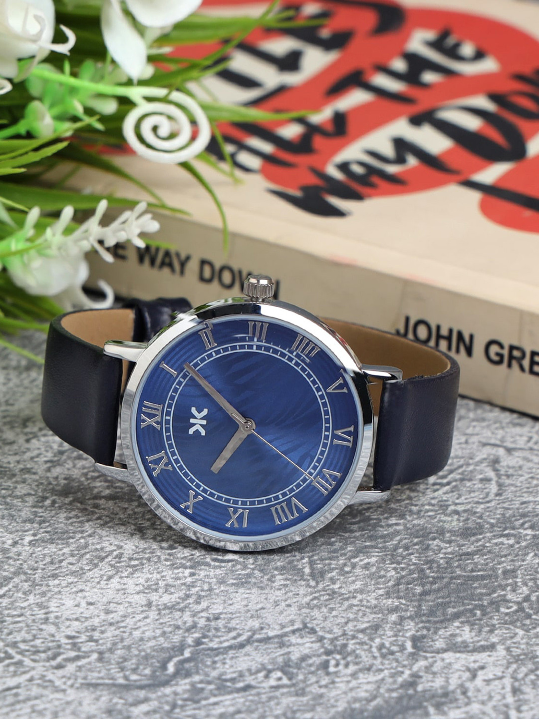 Killer Women Brass Dial & Leather Textured Straps Analogue Watch KLFO36A