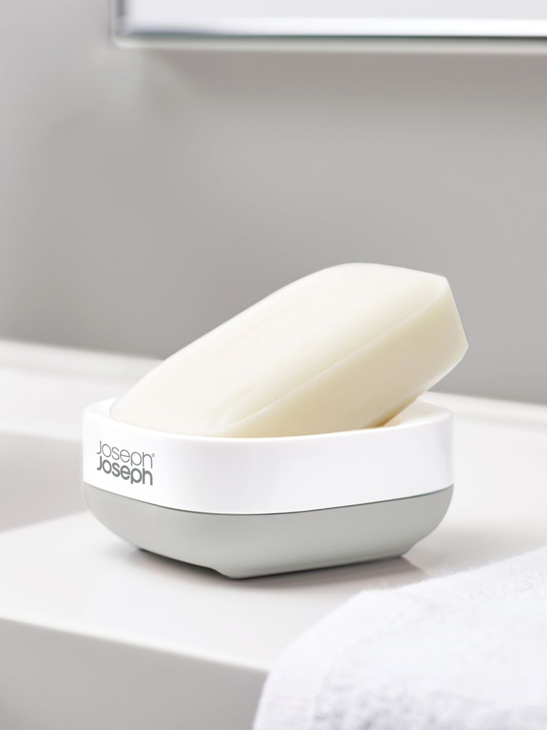 Joseph Joseph Grey & White BPA Free Compact Soap Dish
