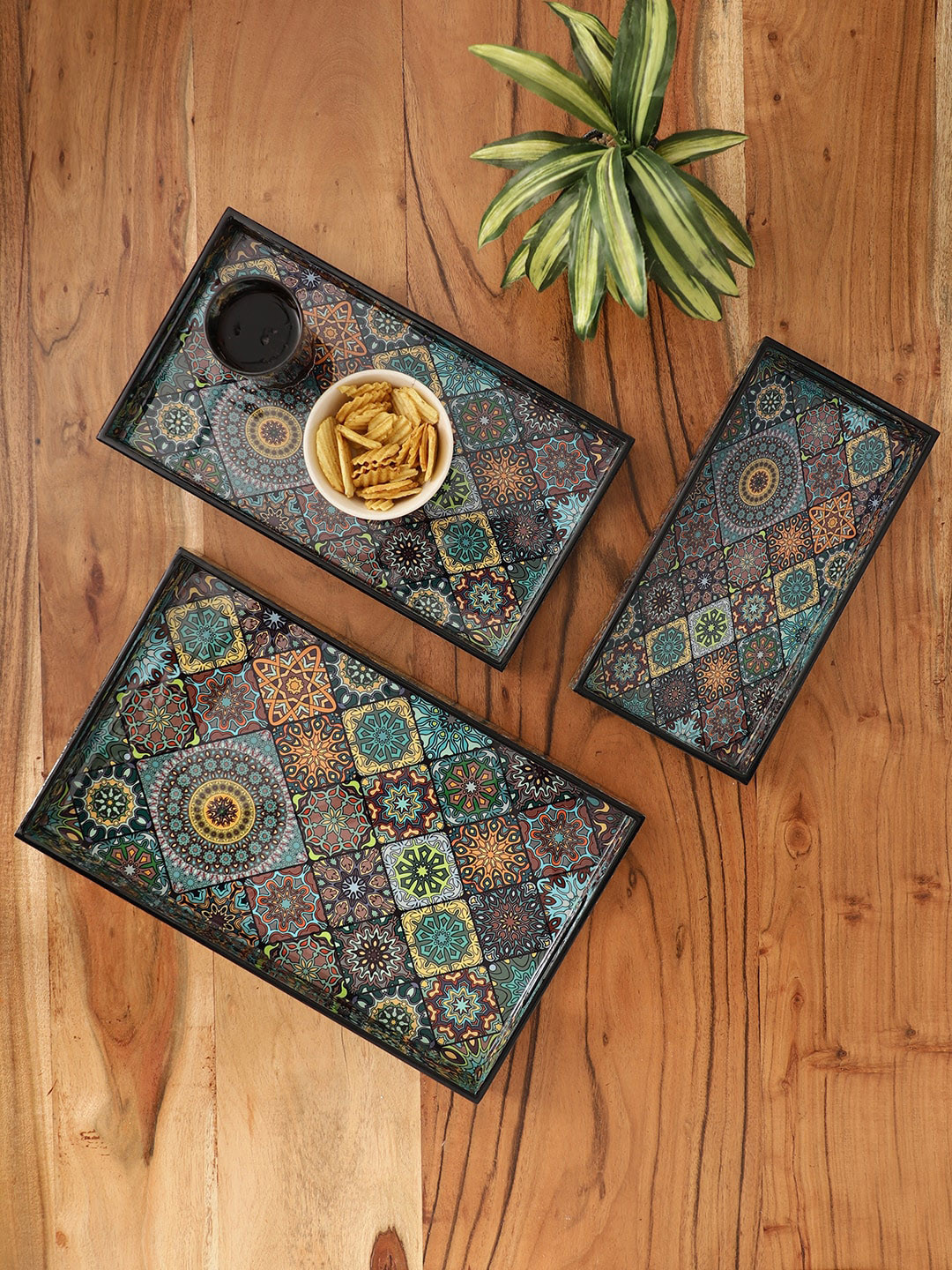 CDI 3-Pieces Black & Blue Melamine Printed Wooden Serving Tray