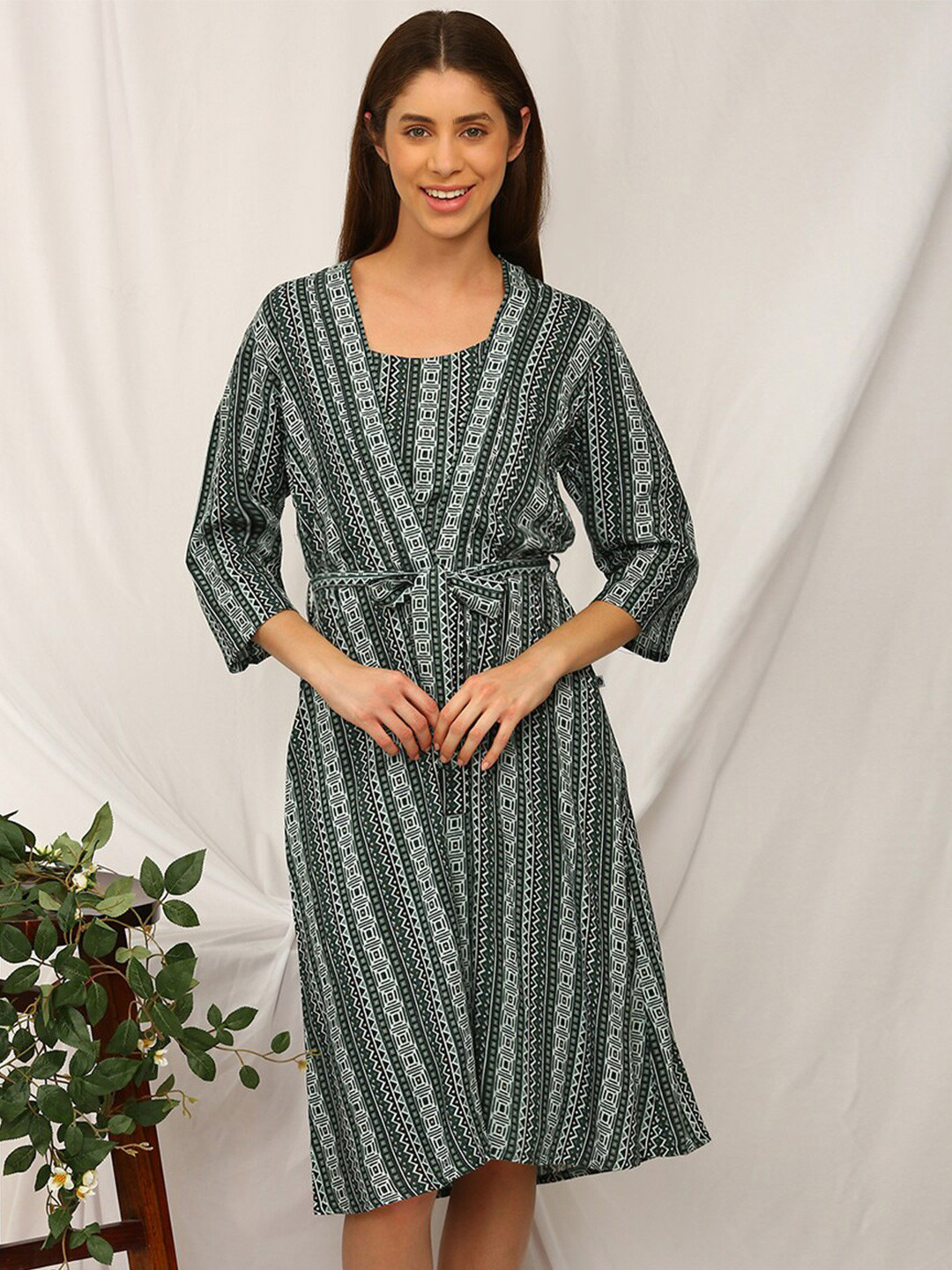 Bannos Swagger Green Ethnic Motifs Printed Nightdress With Robe