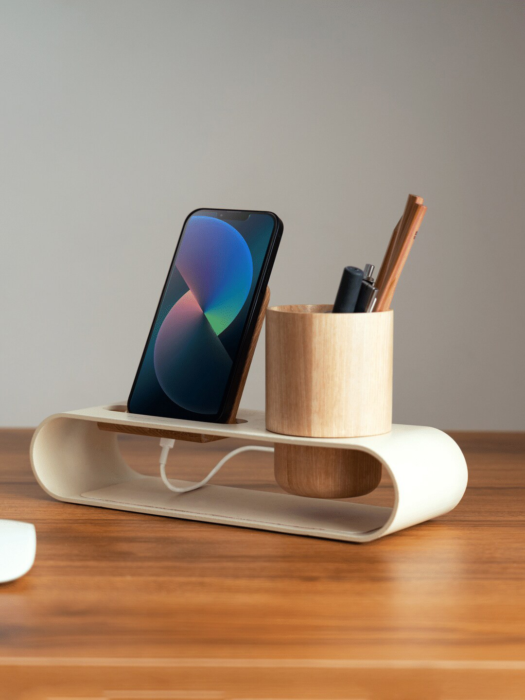 DailyObjects Beige & Brown Aluminum & Wooden Cirque Phone With Pen Stand