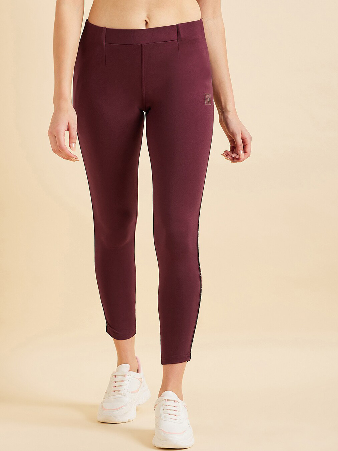 Sweet Dreams Women Burgundy And Black Side Tape Ankle Length Sports Tights