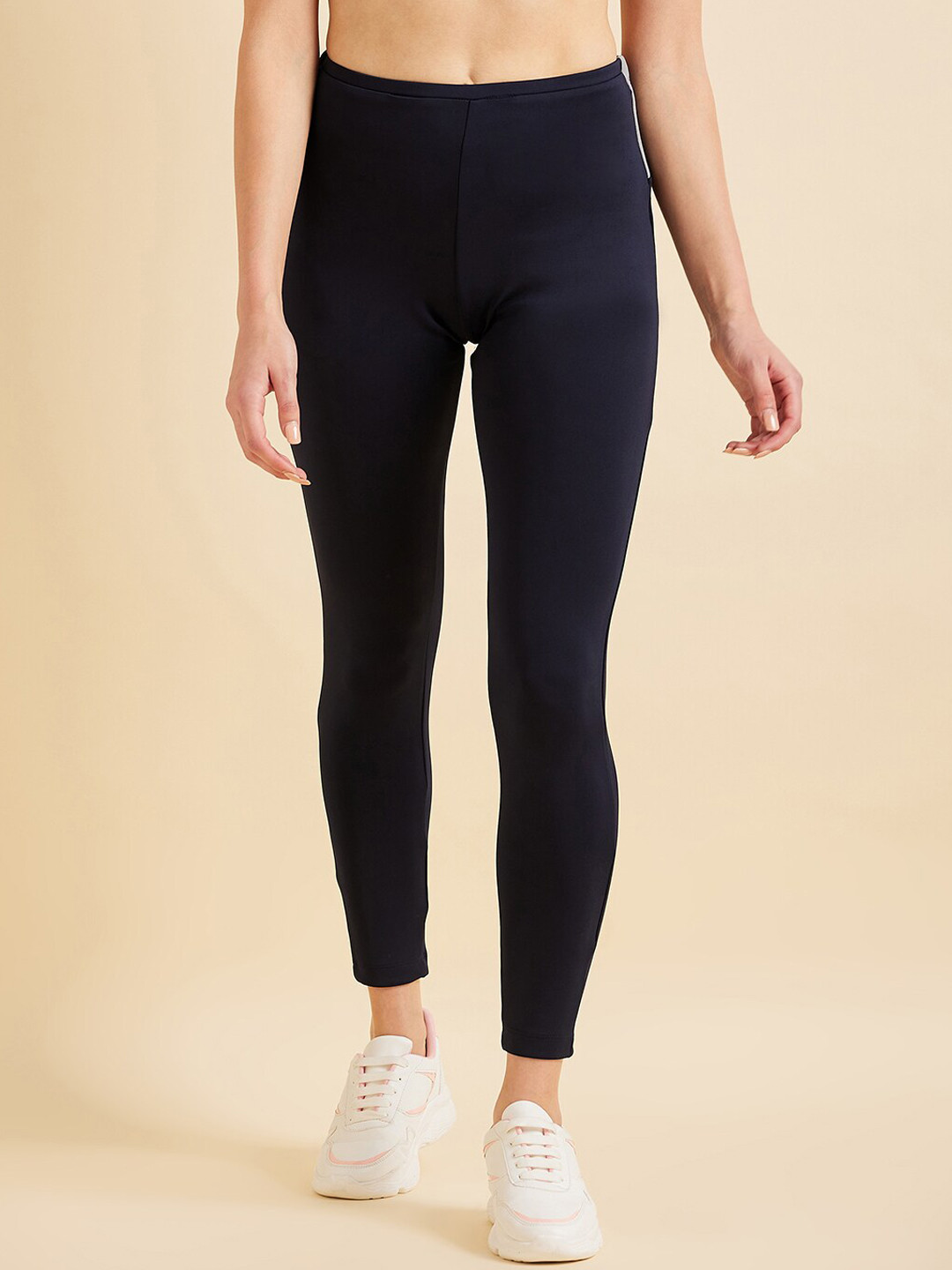 Sweet Dreams Women High-Rise Training & Gym Ankle Tights