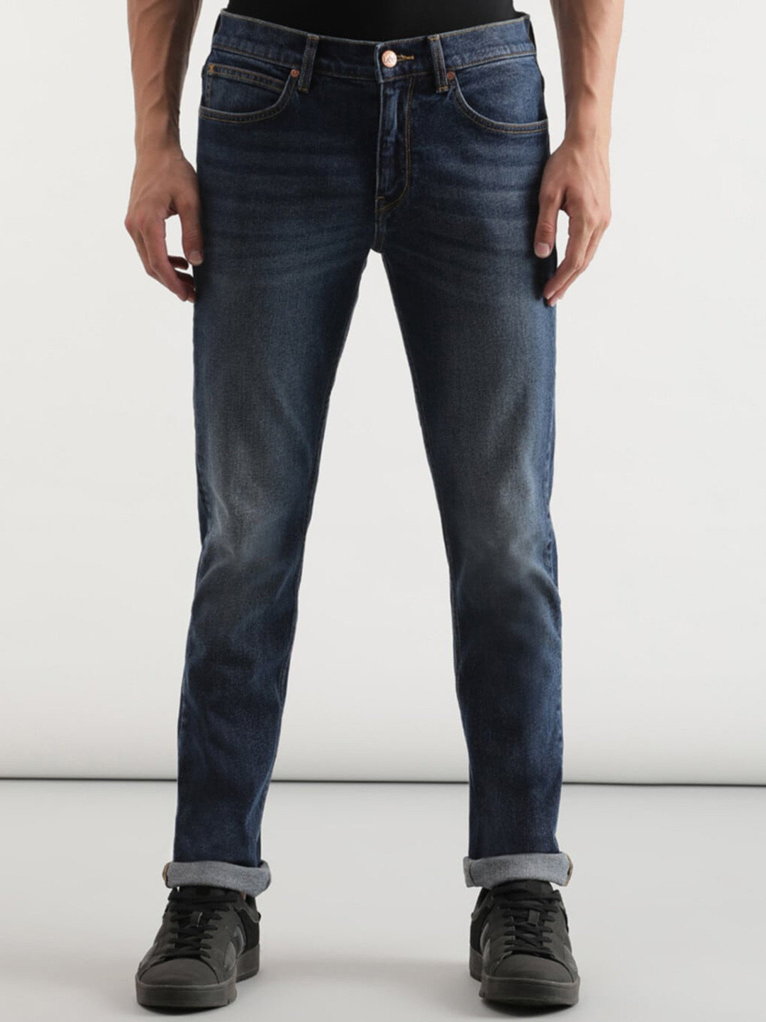 Lee Men Mid-Rise Slim Fit Light Fade Stretchable Jeans