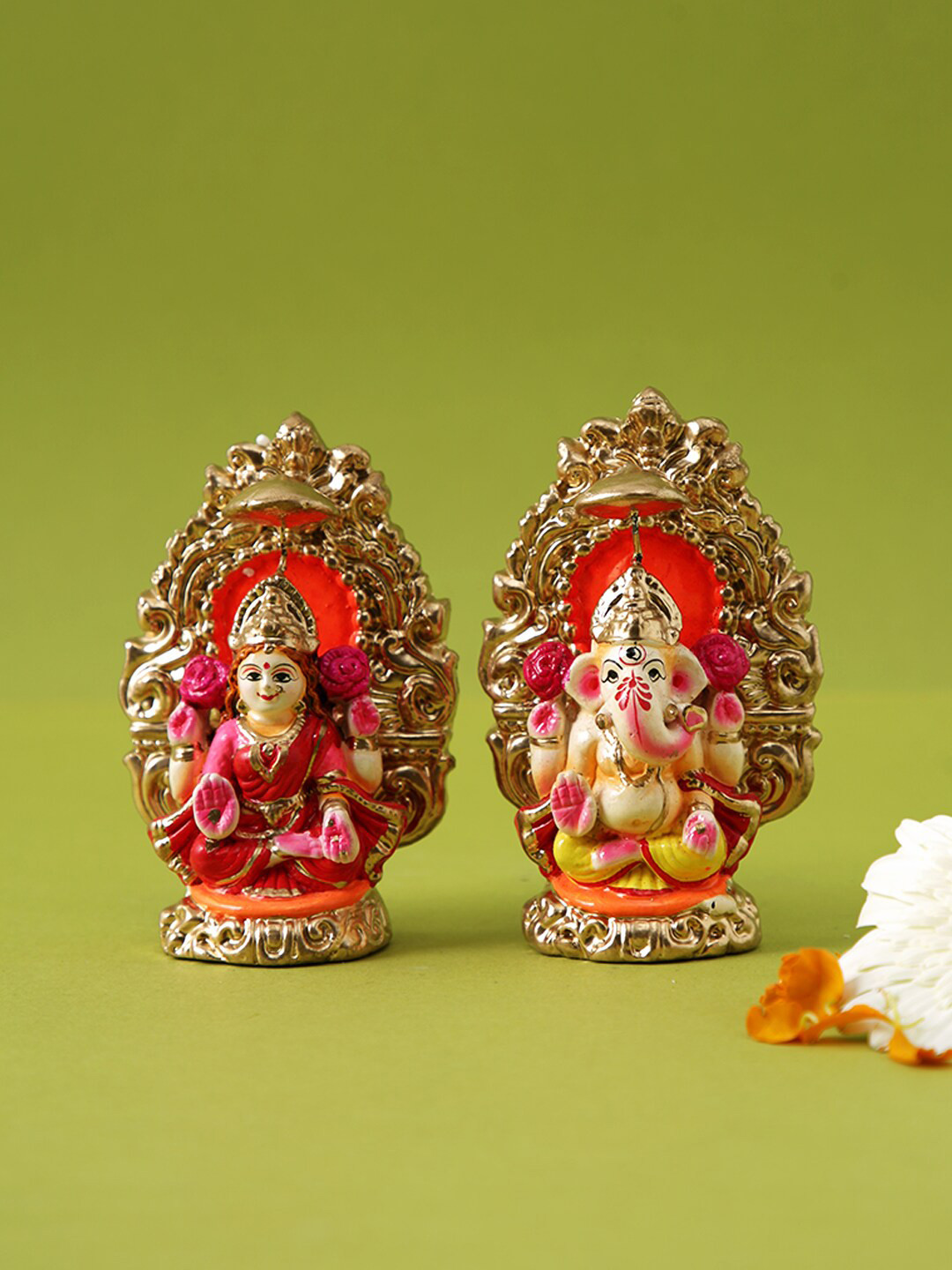 Aapno Rajasthan Laxmi Ganesh Red Terracotta Matte Prayer Room Hand-Crafted Set of 2 Small Showpieces - 4.1 Inches