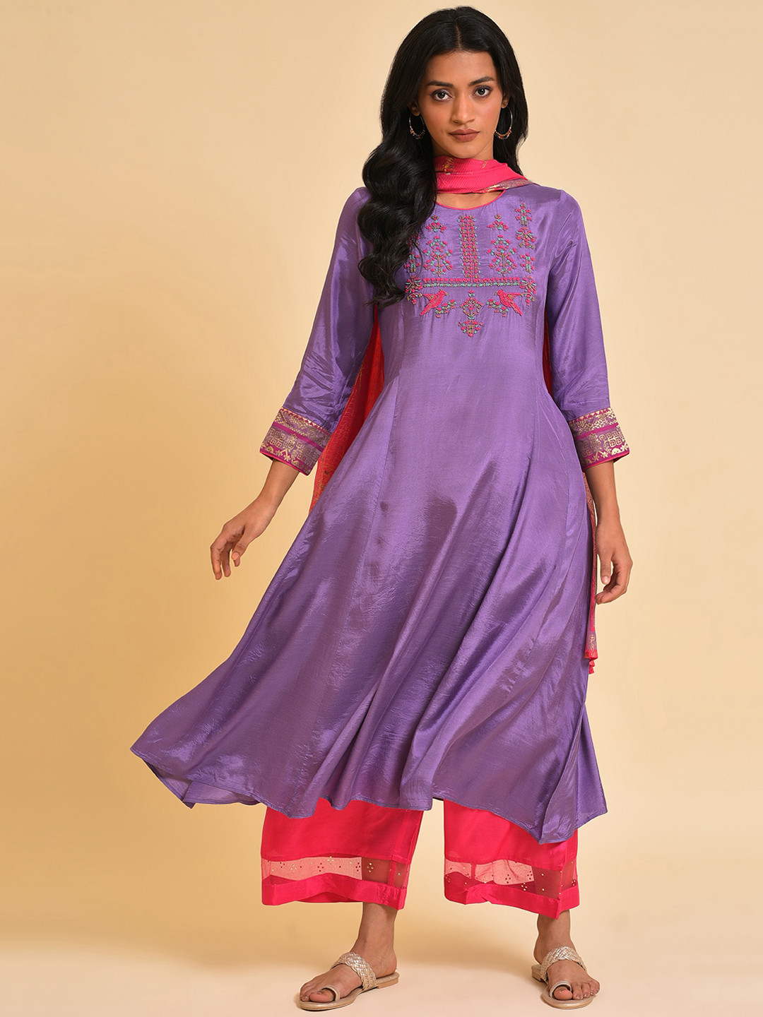 WISHFUL Ethnic Motifs Printed Beads and Stones Kurta With Trousers & Dupatta