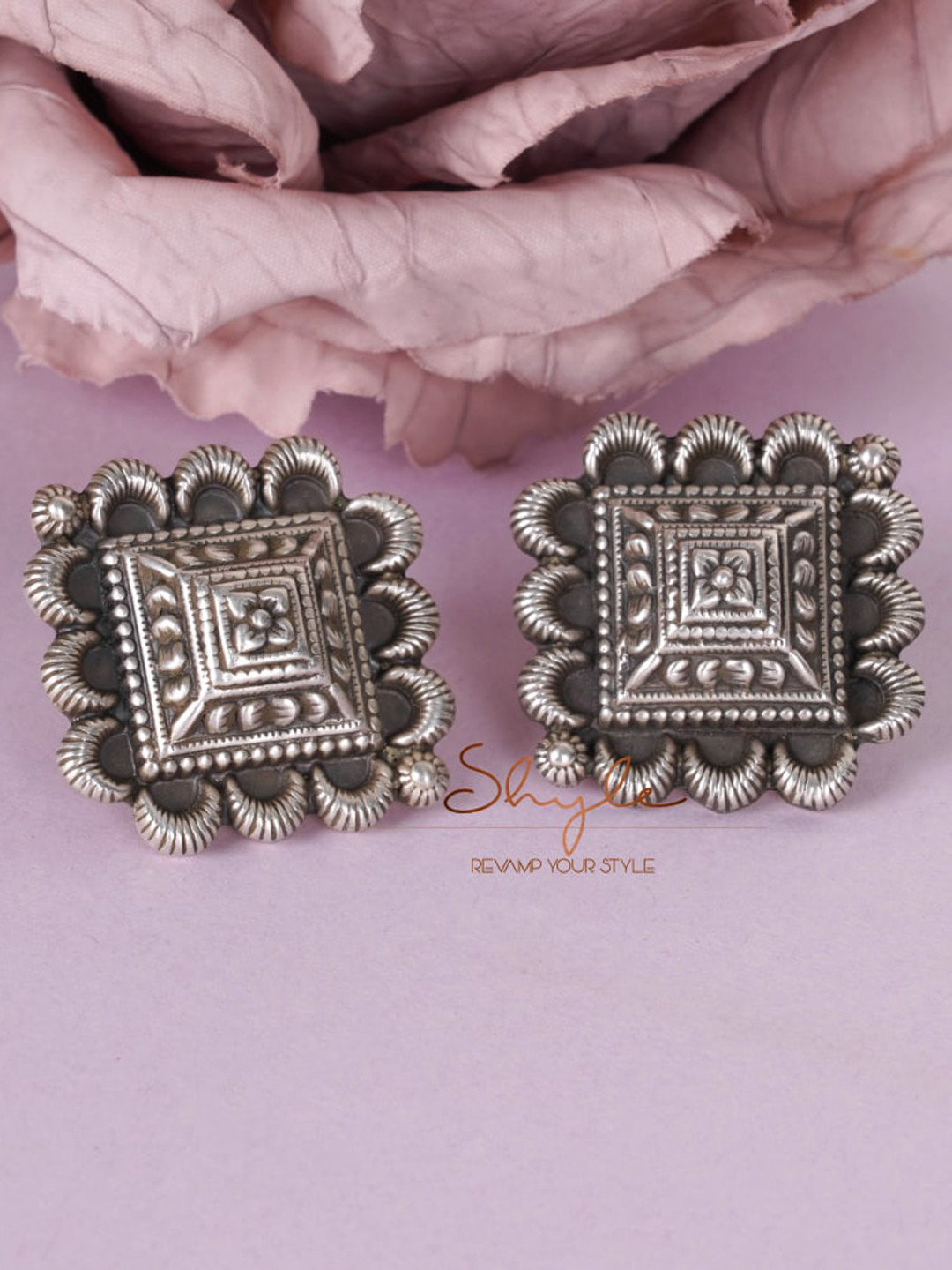 Shyle 925 Sterling Silver Square Studs Earrings