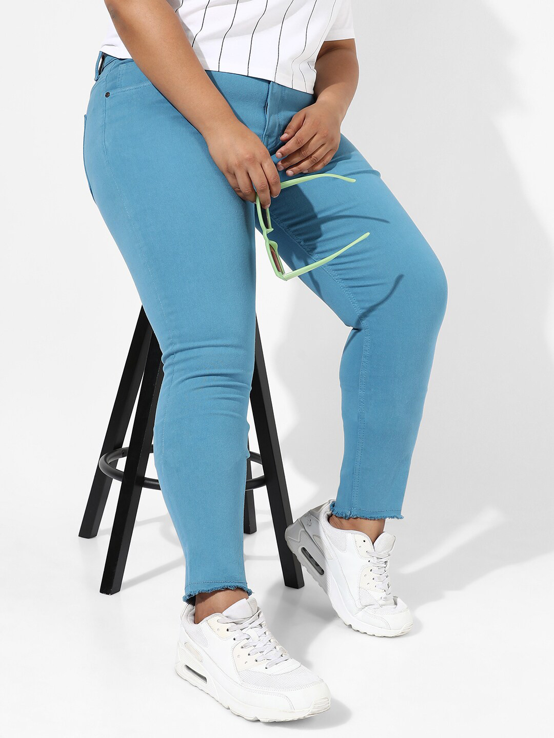 Instafab Plus Plus Size Women Mid-Rise Jean Skinny Fit Stretchable Jeans