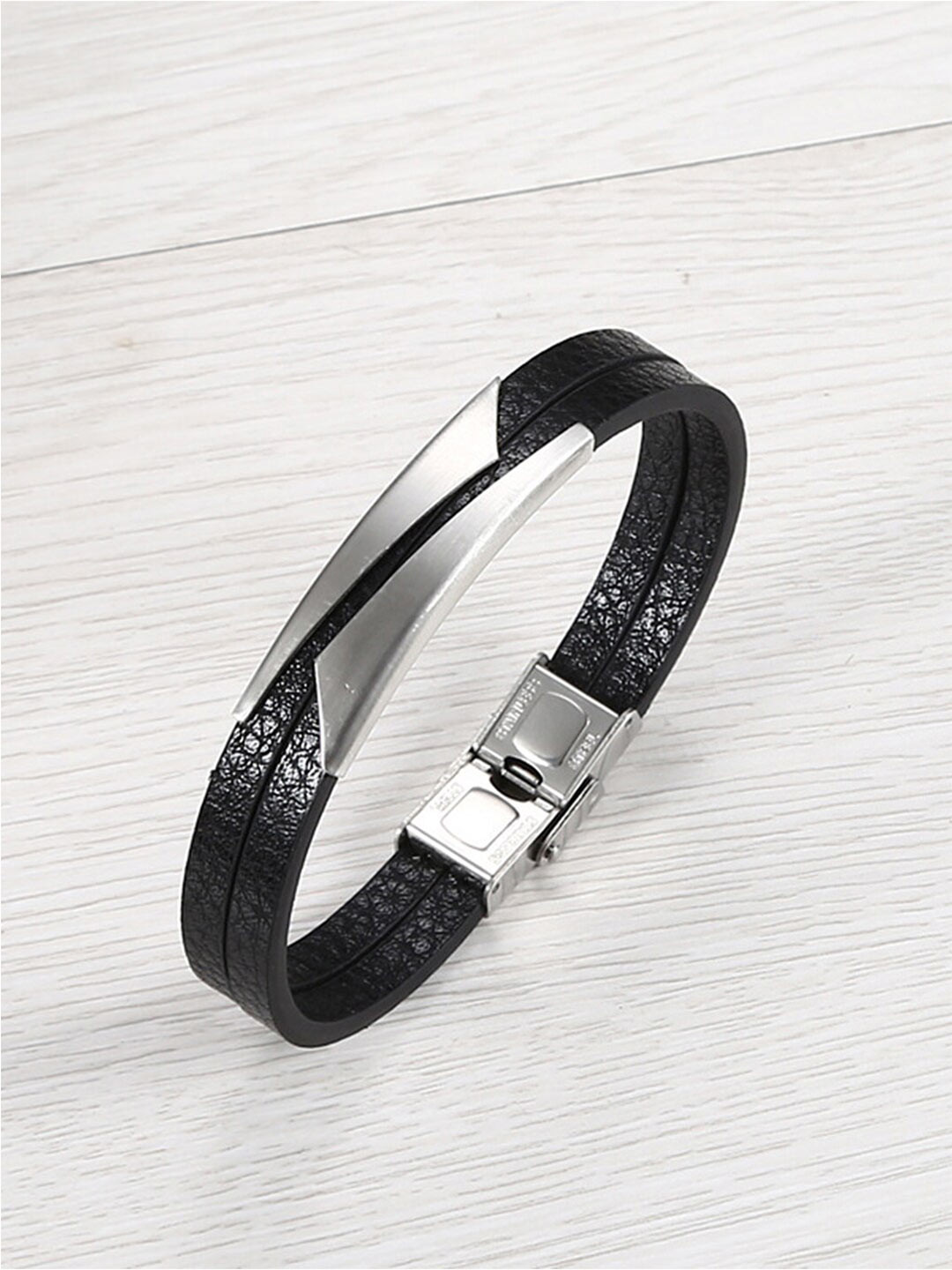Peora Men Silver-Plated Leather Cuff Bracelet