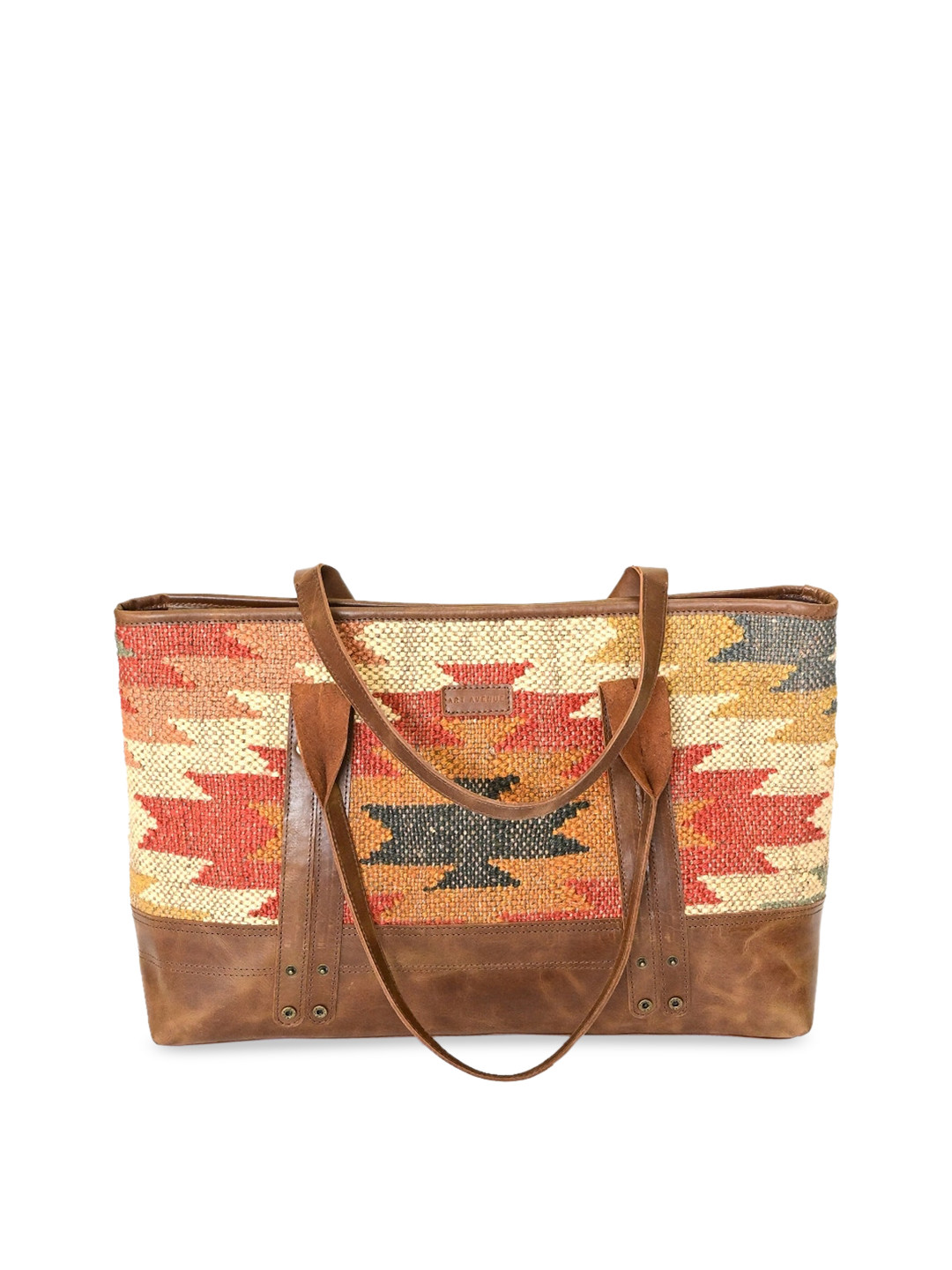 Art Avenue Printed Water Resistant Structured Sling Bag
