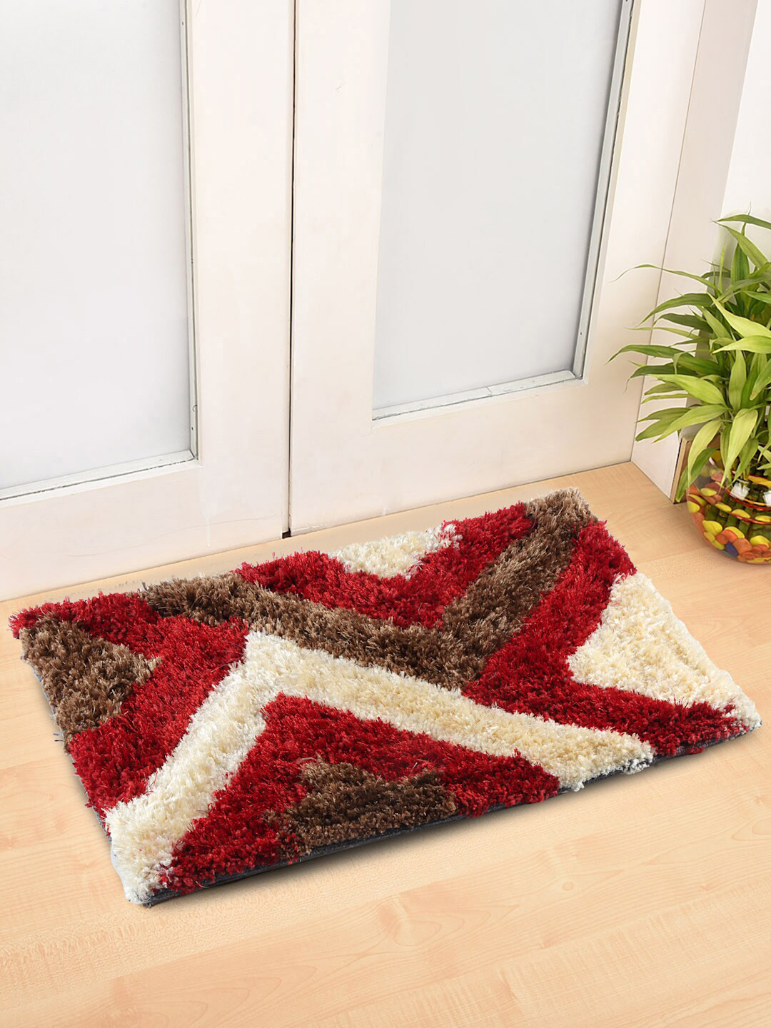 FABINALIV Red Geometric Patterned Anti-Skid Doormat