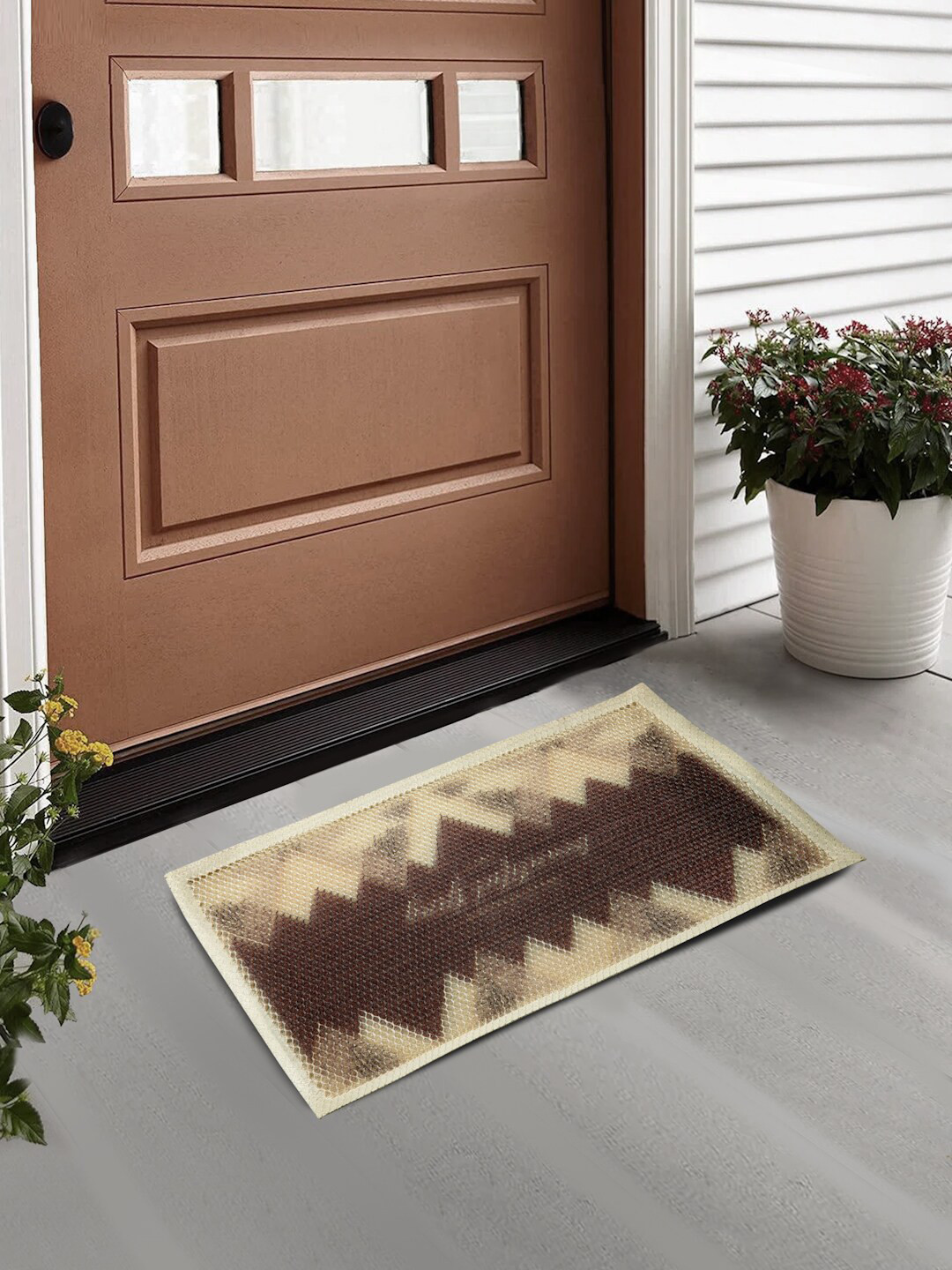 FABINALIV Brown & Beige Graphic-Designed Rectangular Shaped Doormat