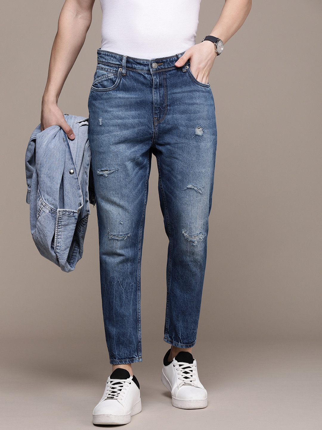 French Connection Men Pure Cotton Comfy Tapered Fit Mildly Distressed Light Fade Jeans