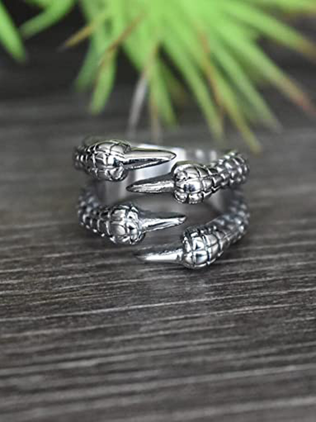 VIEN Silver-Plated Double Claw Finger Ring