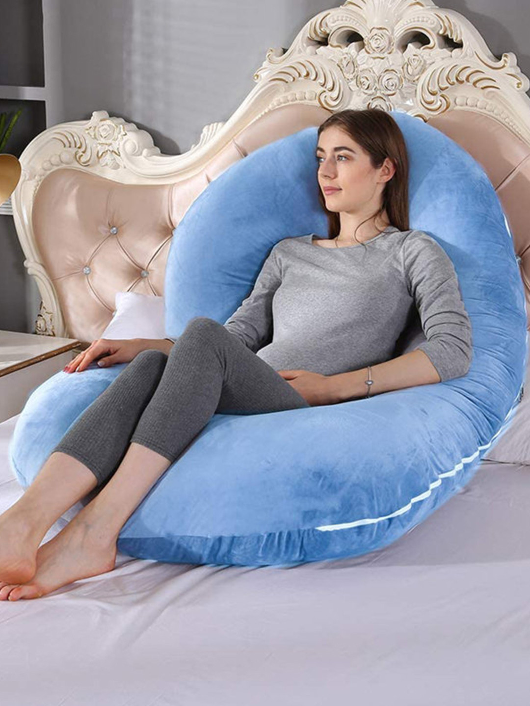 PILLOW TREE Blue Faux Velvet Finish Maternity Pillow With Removable Zip Cover