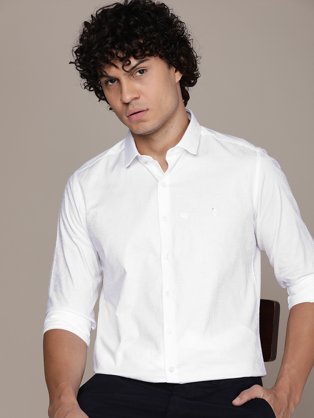 SIMON CARTER LONDON Men Slim Fit  Self Design Pure Cotton Party Shirt