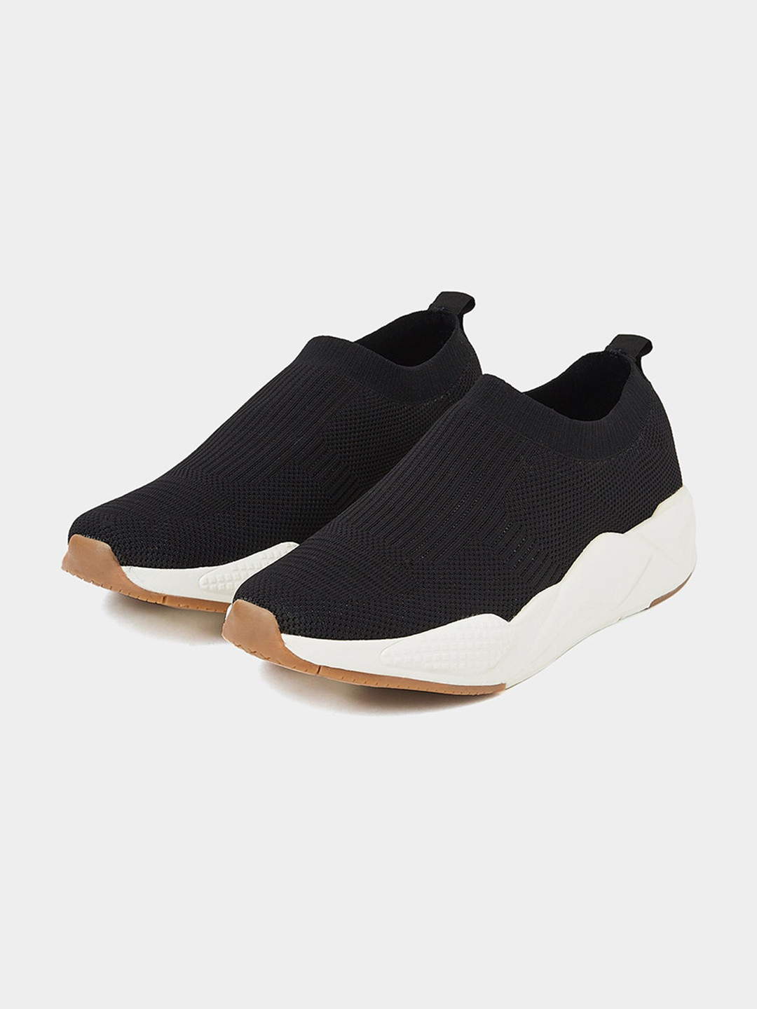 Buy Styli Chunky Sole Sneaker With Pull Tab Casual Shoes for Men