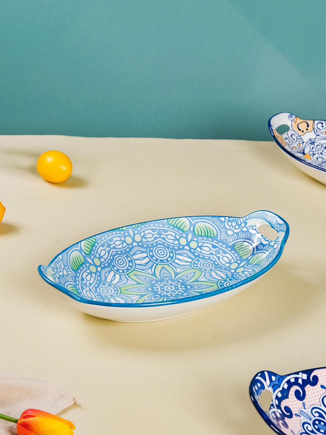 Nestasia White & Blue Mandala Printed Ceramic Bakeware With Handle