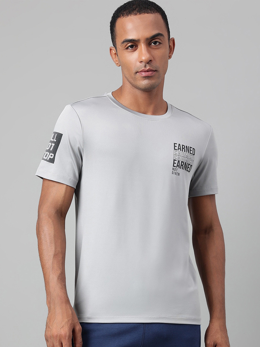 Alcis Typography Printed Anti-Static Dry Tech Slim Fit Sports T-shirt