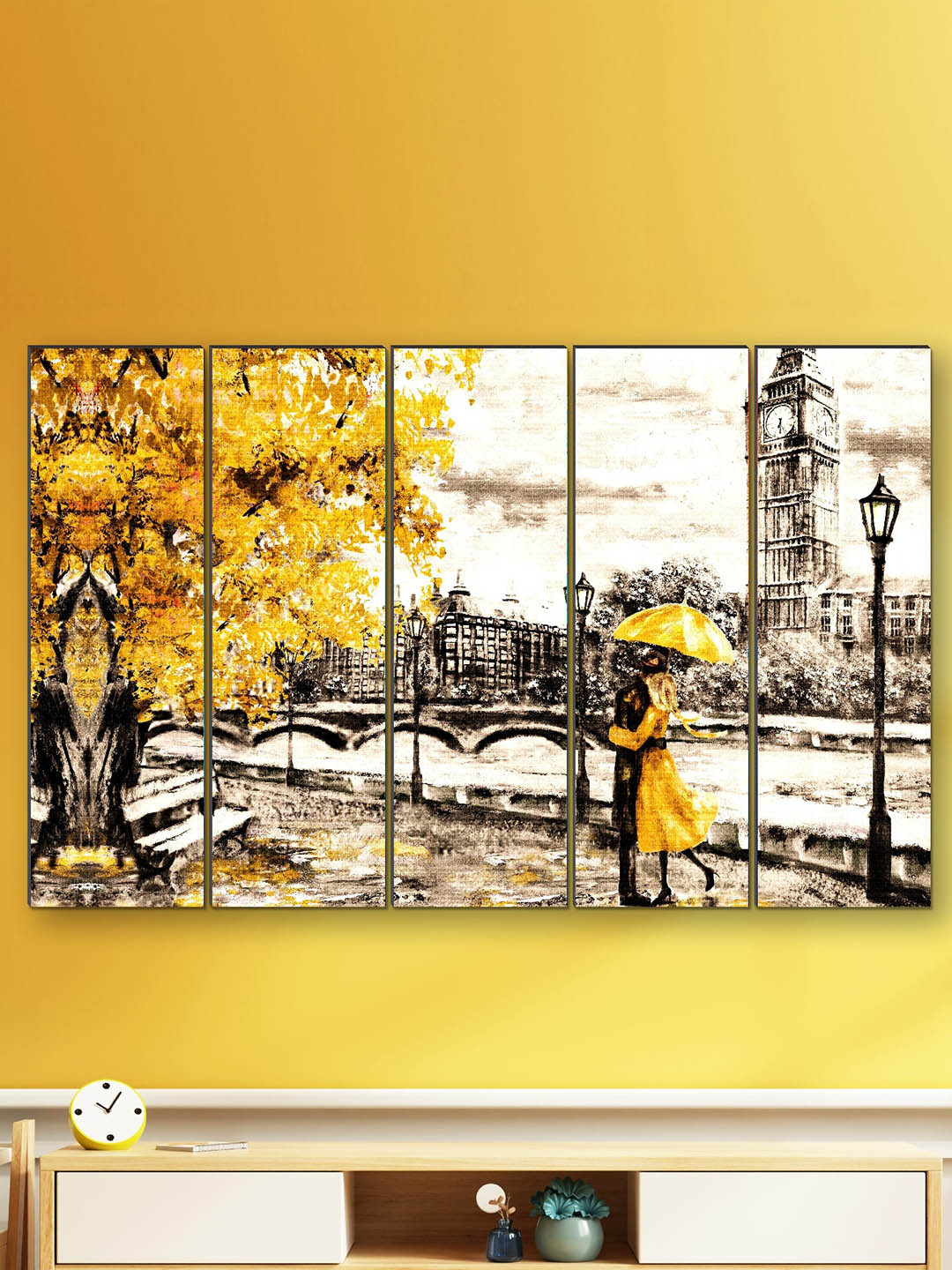 SAF Yellow & Brown 5 Pieces Couple Romance Framed Wall Painting