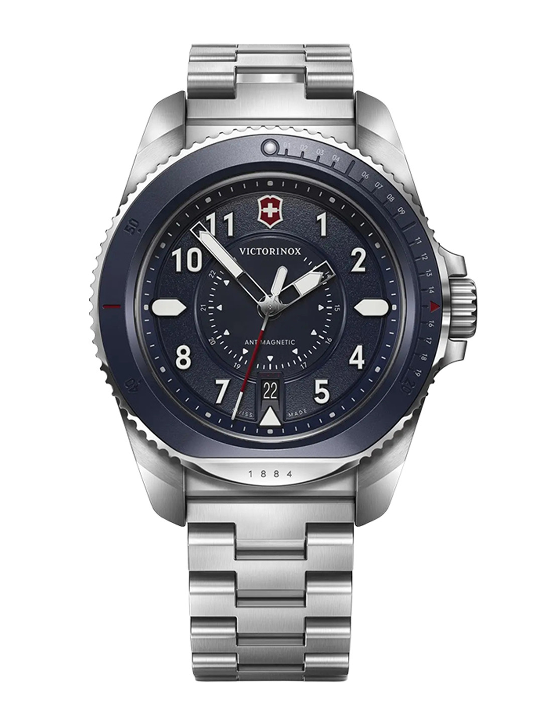 Victorinox Men Dial & Stainless Steel Bracelet Style Straps Analogue Watch 241978