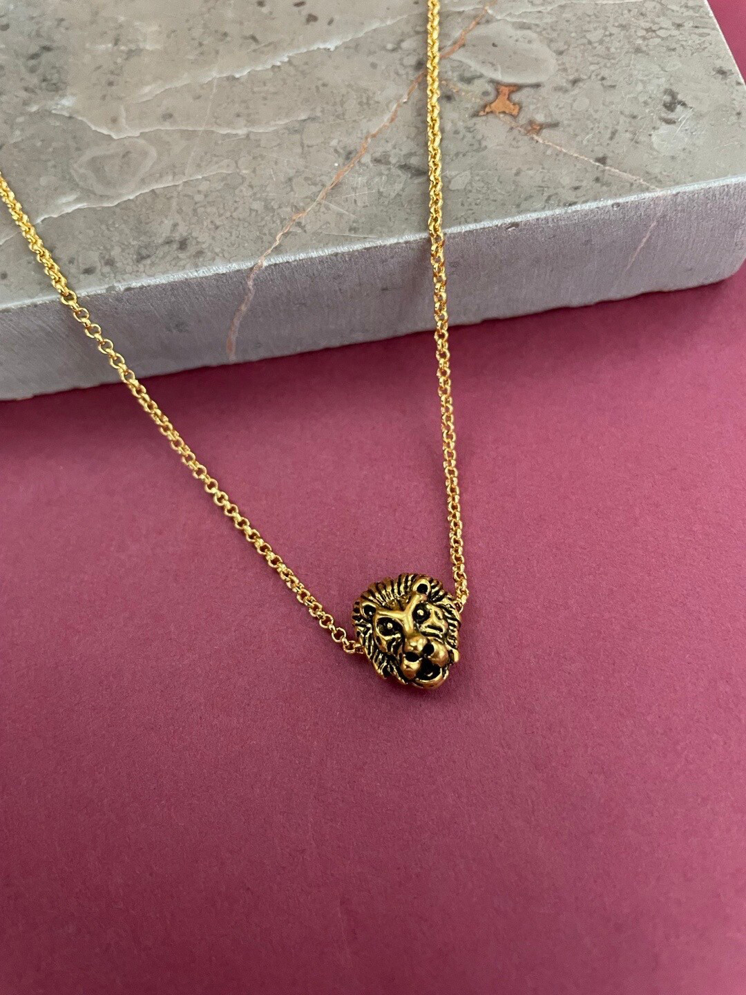 Digital Dress Room Gold-Plated Lion Face Design Choker Chain