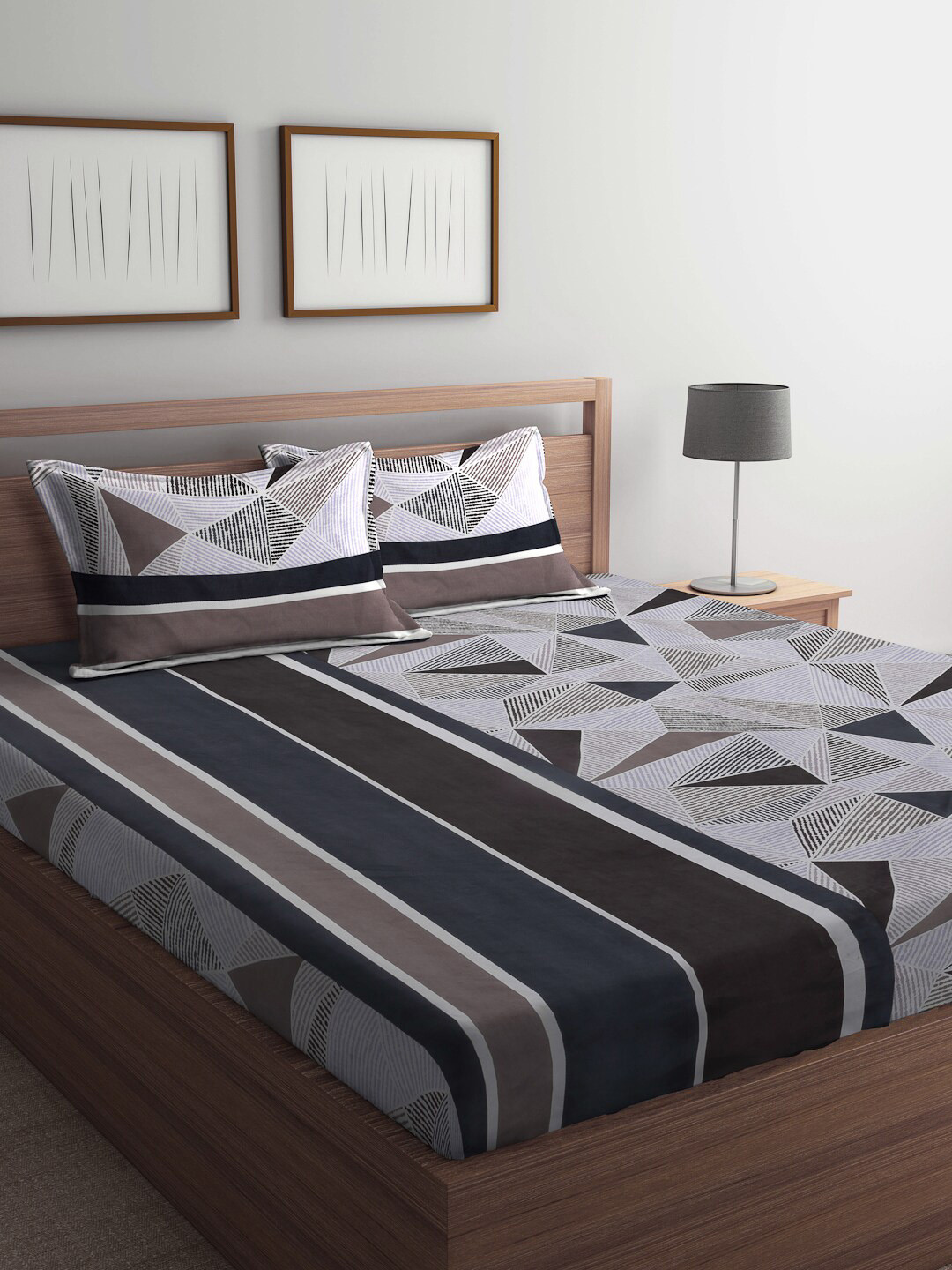 KLOTTHE Brown & Grey Geometric Printed 300 TC King Bedsheet With 2 Pillow Covers