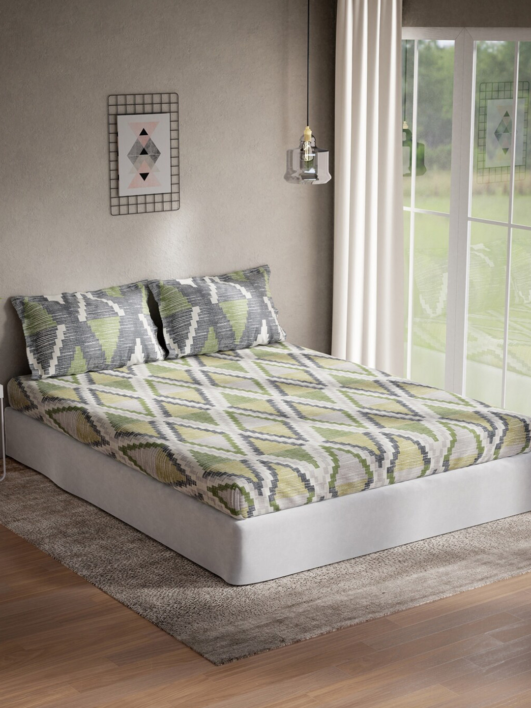 DDecor Green & Grey Geometric 144 TC Cotton Queen Bedsheet with 2 Pillow Covers