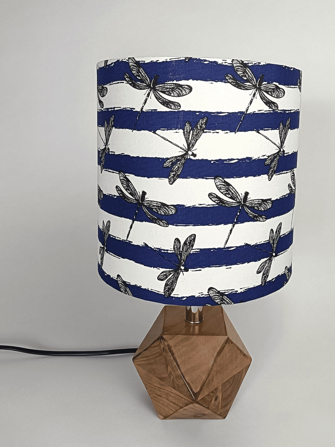 POSH-N-PLUSH White & Blue Printed Shade Wooden Base Table Lamp
