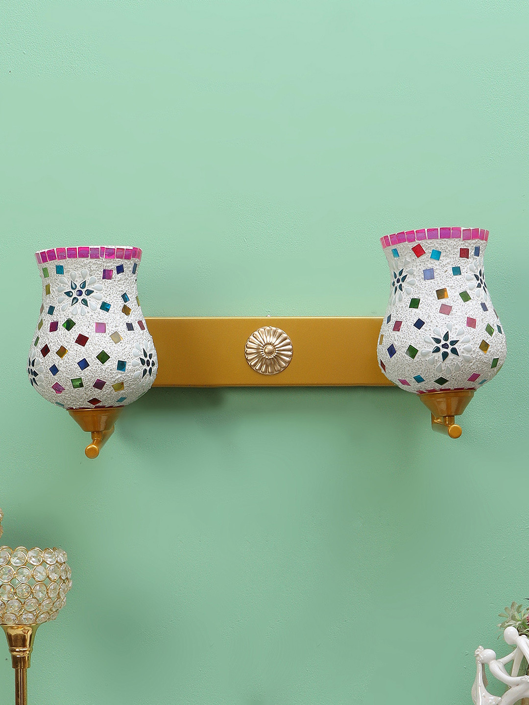 MFD HOME FURNISHING White & Pink Textured Wall Lamp With Metal Base