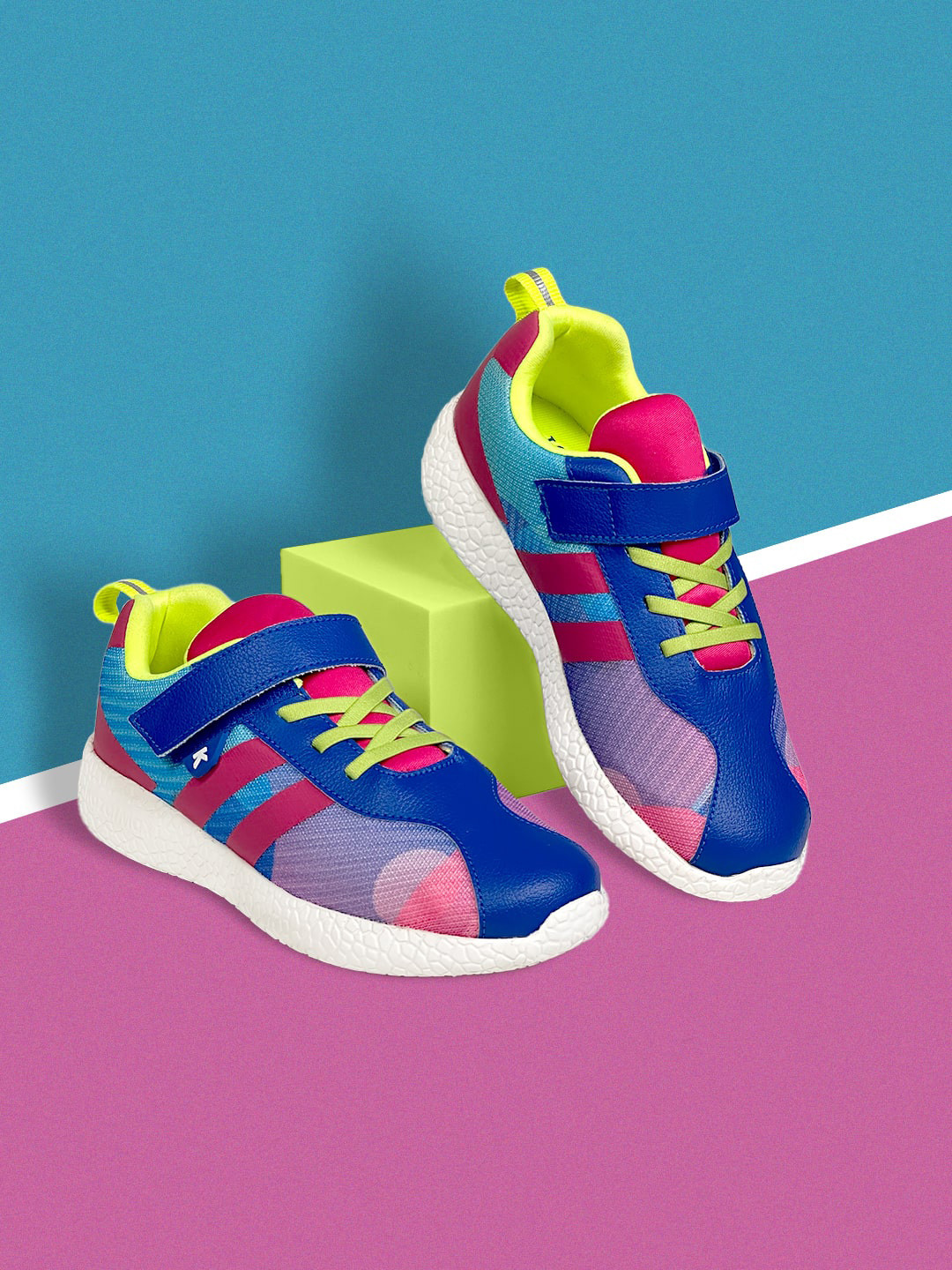 KazarMax Kids Hopits Colourblocked Mesh Memory Foam Contrast Sole Sneakers