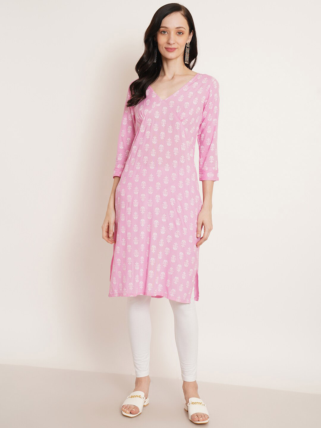U&F Pink & White Floral Printed V-Neck A-line Kurta