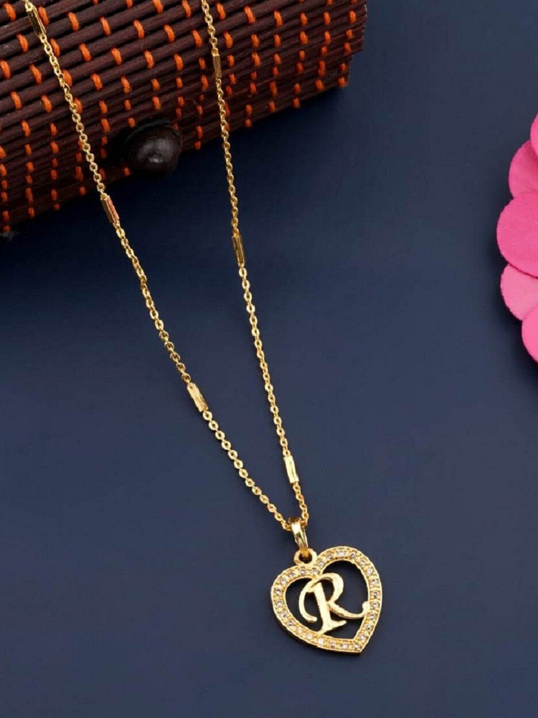 JEWEL WORLD Gold-Plated Letter R Necklace