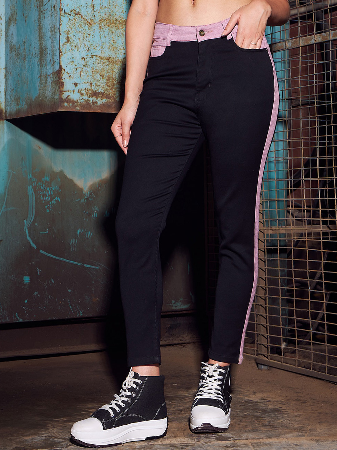 KASSUALLY Women Black Mid-Rise Skinny Fit Colourblocked Stretchable Jeans