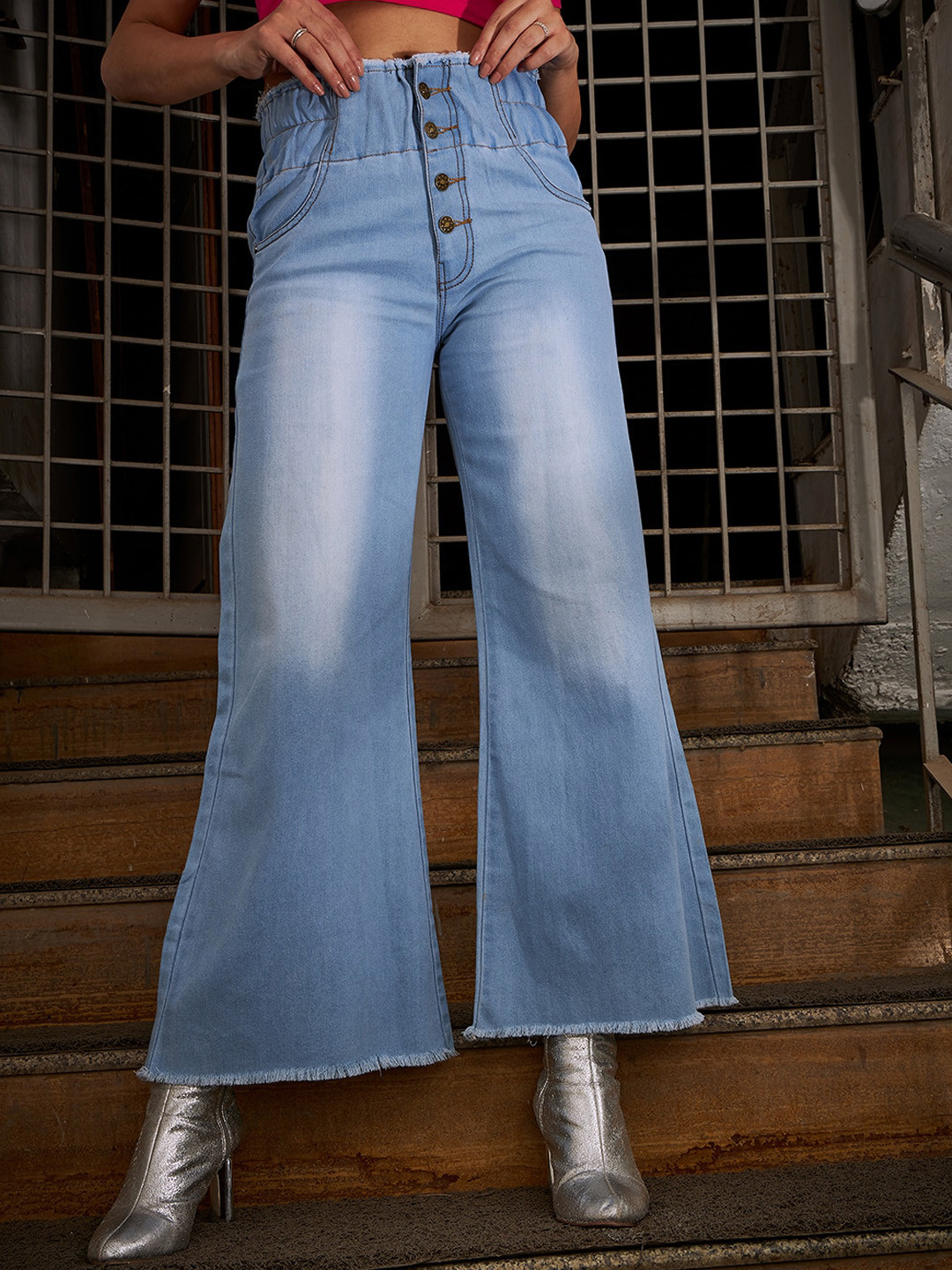 KASSUALLY Women Blue Mid-Rise Light Fade Mildly Distressed Flared Denim Fit Jeans